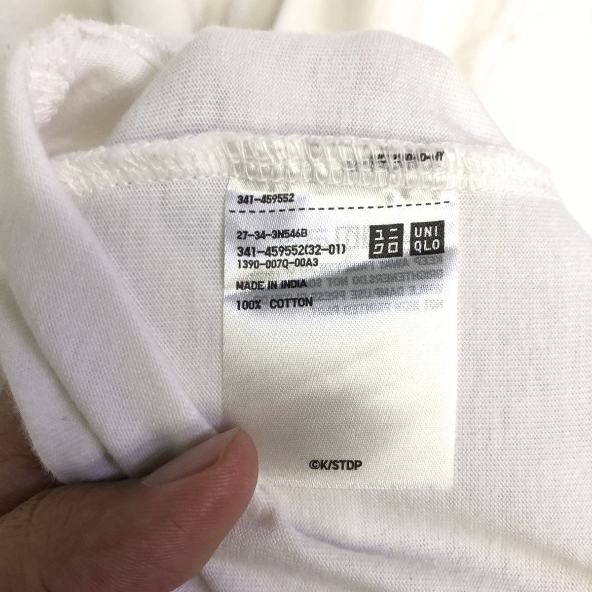 Uniqlo Bleach X Uniqlo Sternritter Lineup Grafiti Backhitt Tshirt Size US L / EU 52-54 / 3 - 12 Thumbnail