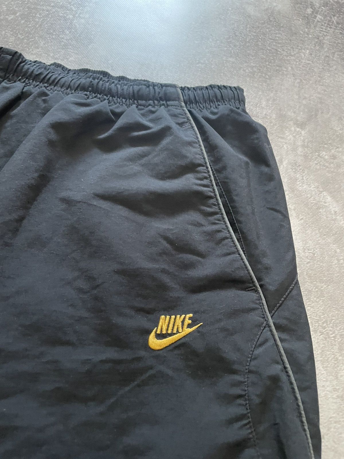 Nike × Vintage Vintage Nike Black Shorts Y2K Size XL Size US 36 / EU 52 - 5 Thumbnail