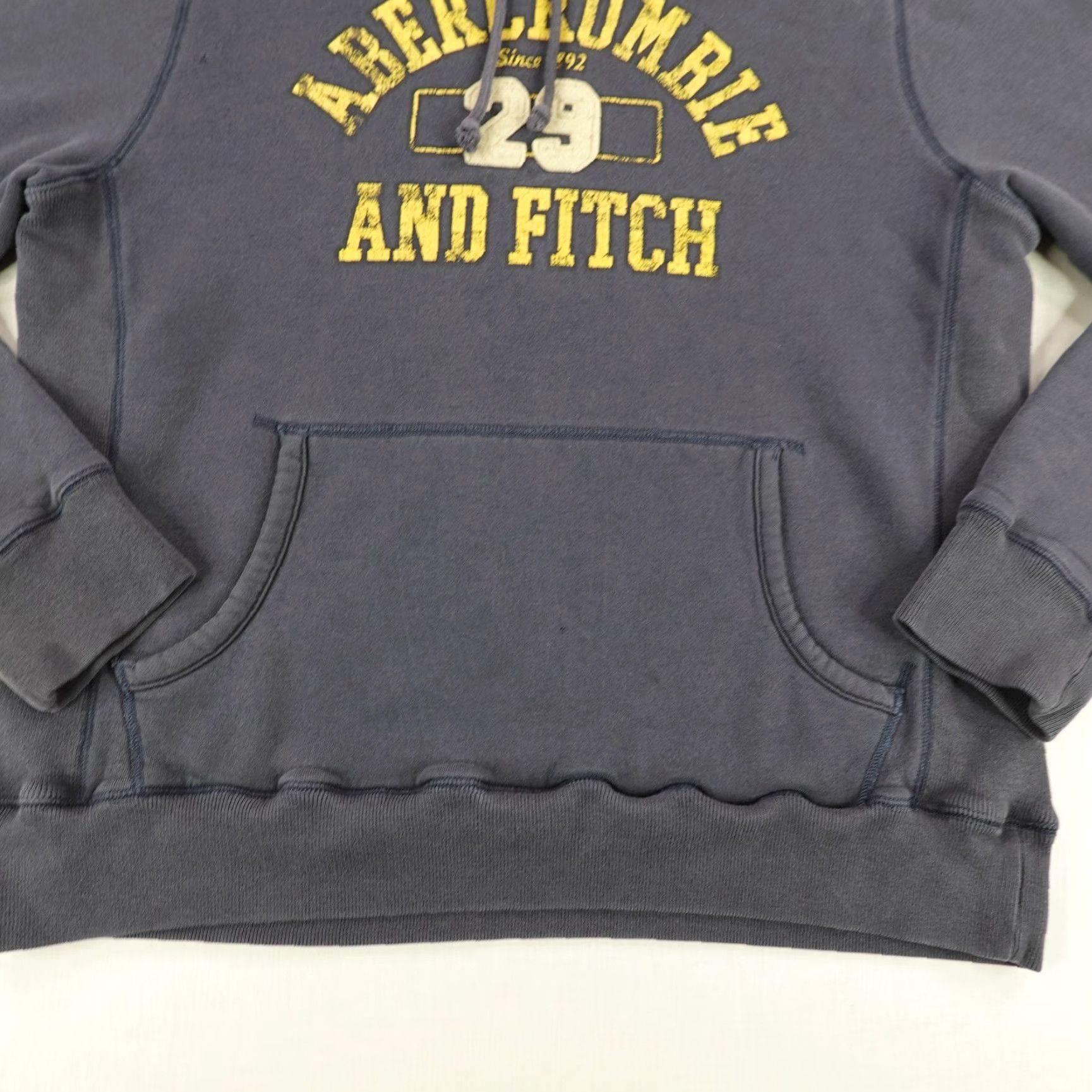 Abercrombie & Fitch Abercrombie & Fitch Hoodie Mens Medium Gray Pullover Sweatshirt Regular Pockets Logo Preppy Outdoor Style Clothing Size US M / EU 48-50 / 2 - 4 Thumbnail