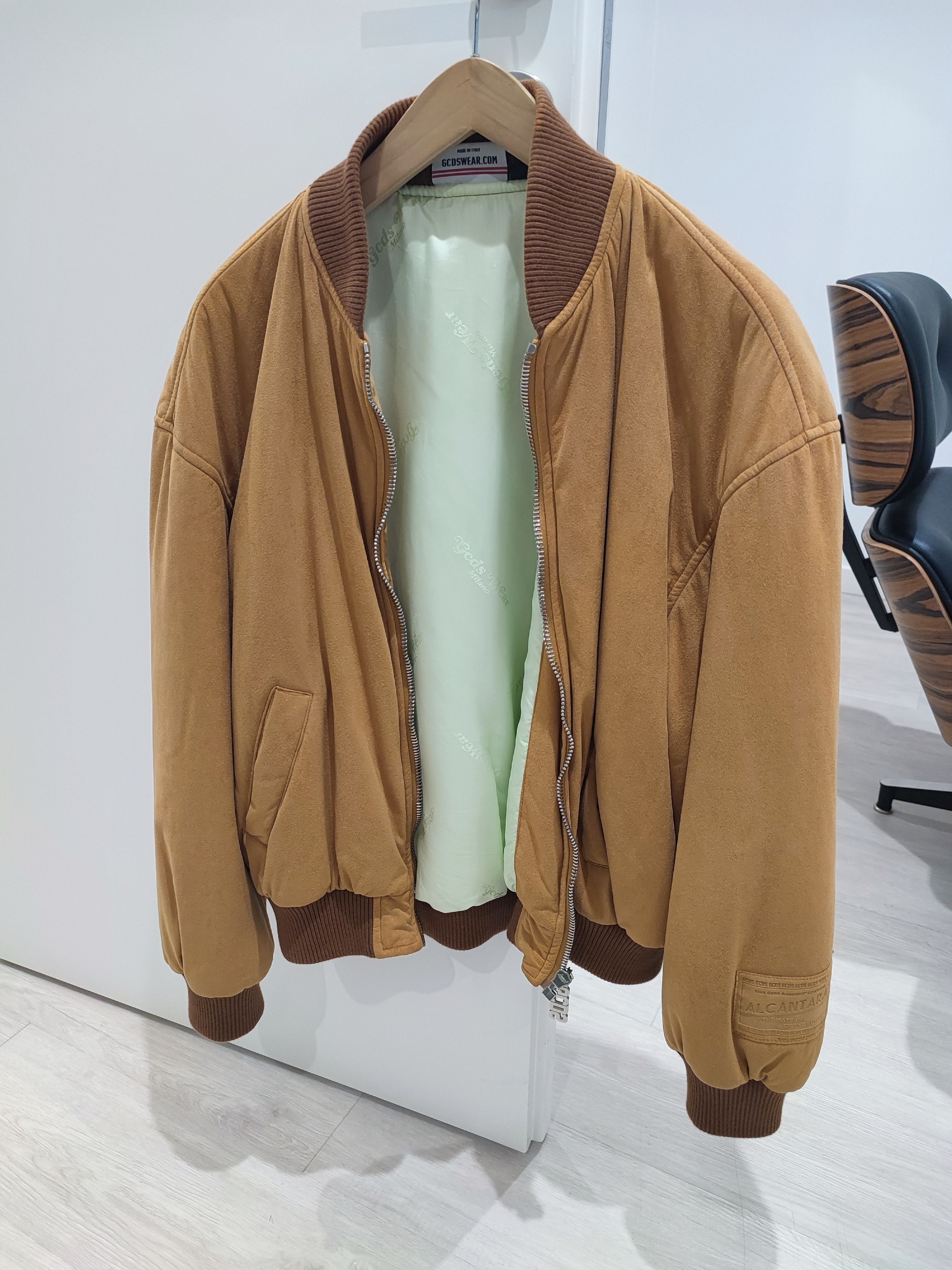 GCDS GCDS Alcântara college Bomber Size US M / EU 48-50 / 2 - 1 Thumbnail