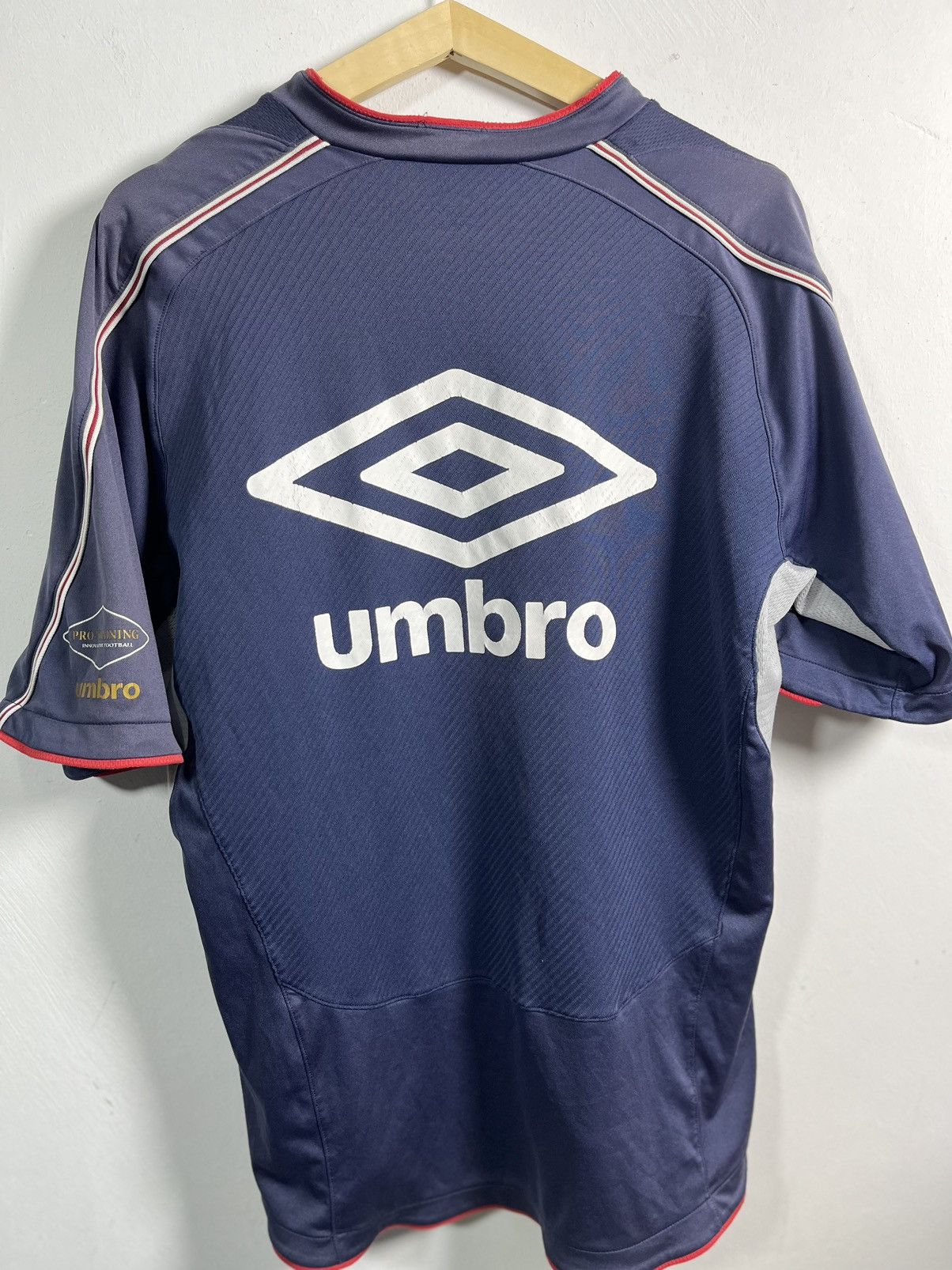 Umbro UMBRO JERSEY PRO TRAINING KITS Size US L / EU 52-54 / 3 - 3 Thumbnail