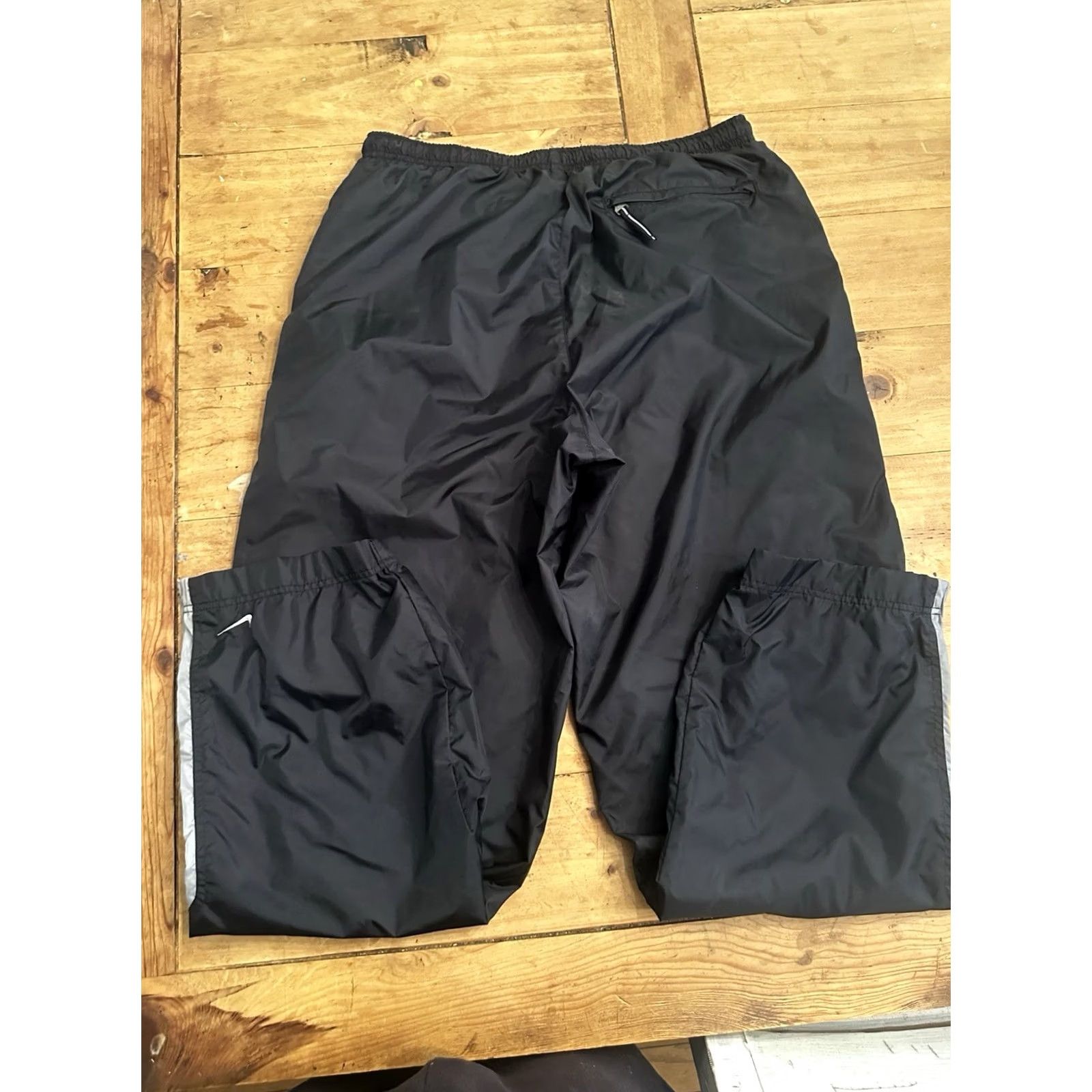 Nike VINTAGE Nike Lined Track Pants Black XL Men’s Regular Pockets RN 56323 Size US 36 / EU 52 - 7 Thumbnail