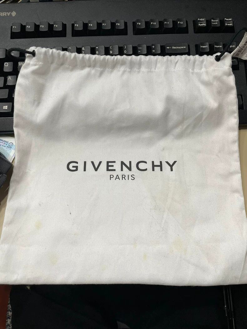 Givenchy Givenchy Men's Handbag Size ONE SIZE - 8 Thumbnail