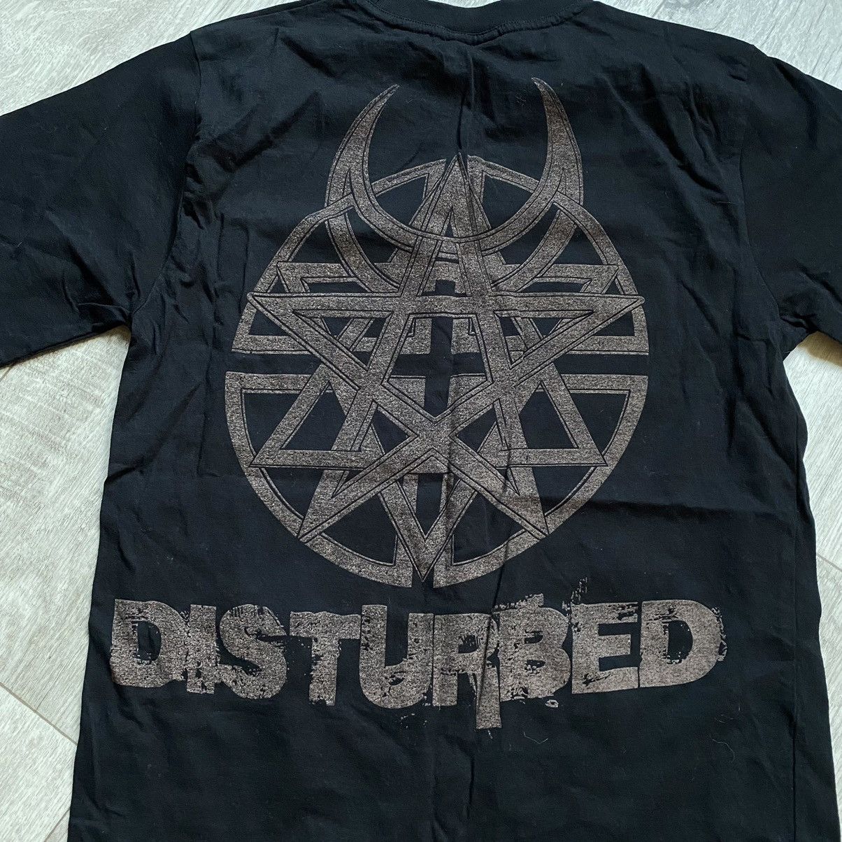 Band Tees VINTAGE DISTURBED BAND CRAZY SKULLS LOGO T SHIRT Size US S / EU 44-46 / 1 - 4 Thumbnail