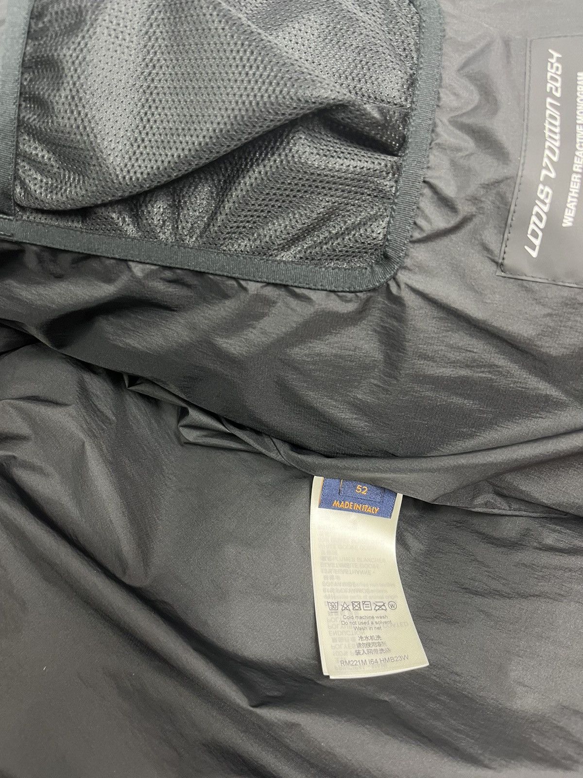 Louis Vuitton 2054 Heat & water sensitive technical puffer ski jacket Size US XXL / EU 58 / 5 - 11 Thumbnail
