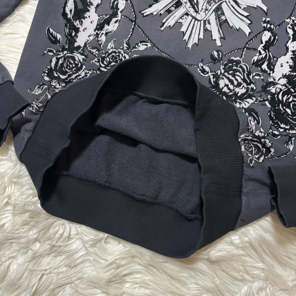 Dolce & Gabbana Dolce & Gabbana Heart and Rose Design Hoodie Pullover Size US S / EU 44-46 / 1 - 5 Thumbnail