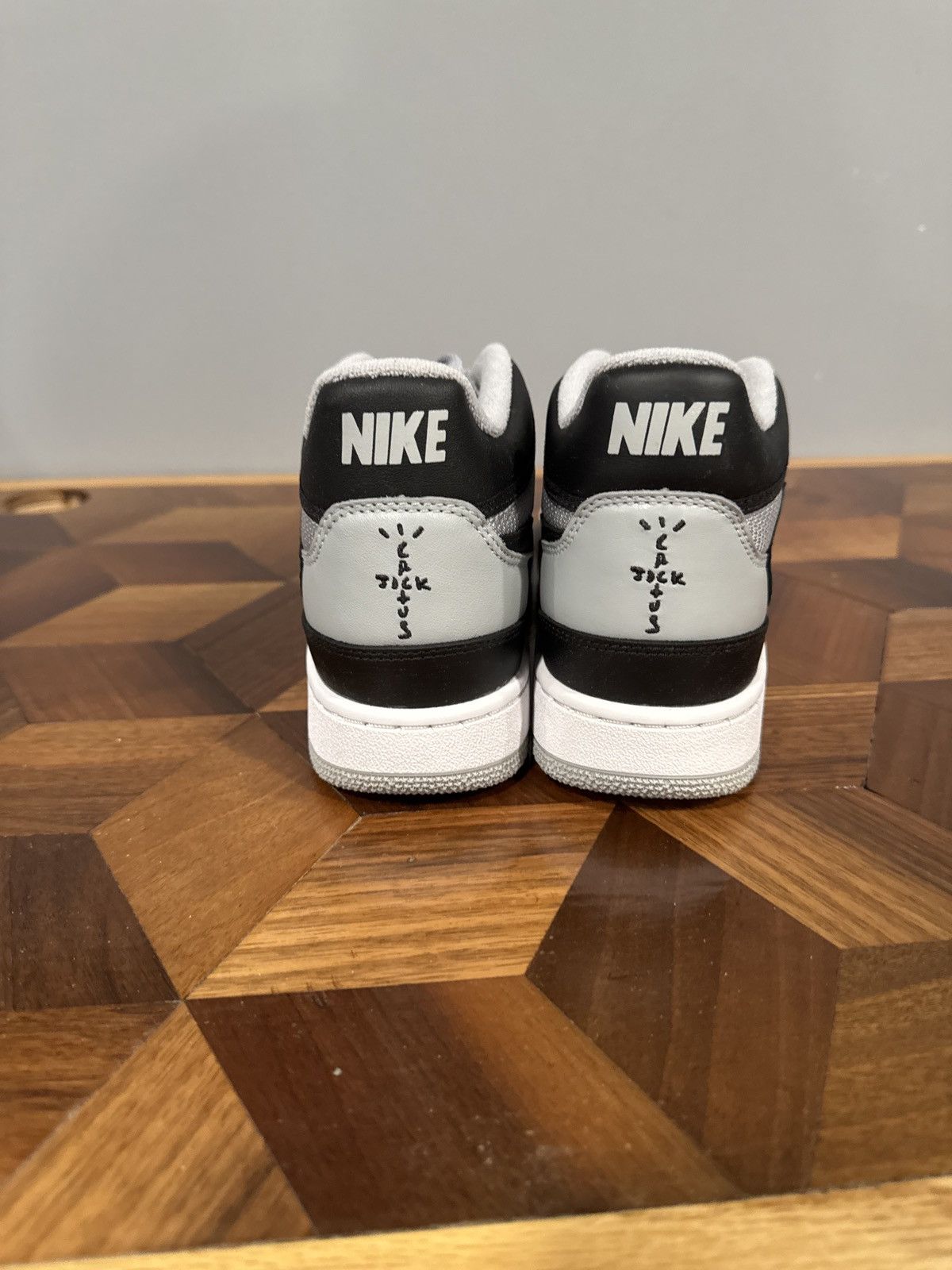 Nike Nike Attack SP Cactus Jack Size US 9.5 / EU 42-43 - 1 Thumbnail