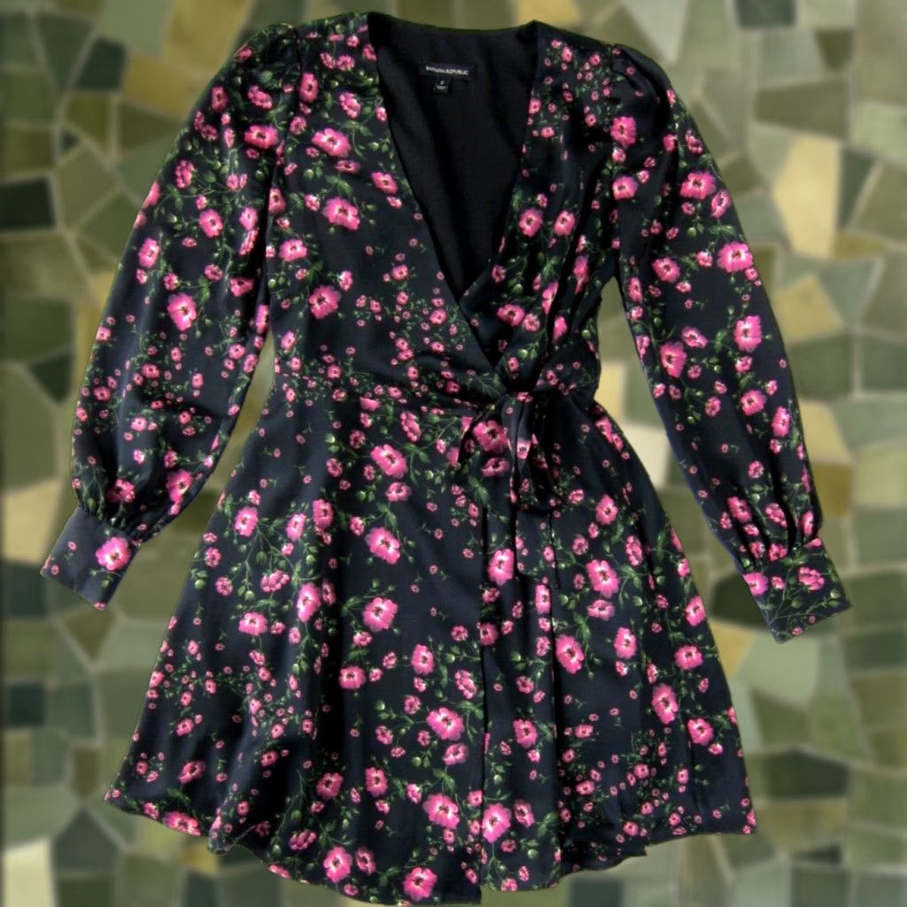 Banana Republic VINTAGE Banana Republic Black Pink Green Silky Long Sleeve Wrap Dress Woman Size 2 Size XS / US 0-2 / IT 36-38 - 1 Thumbnail