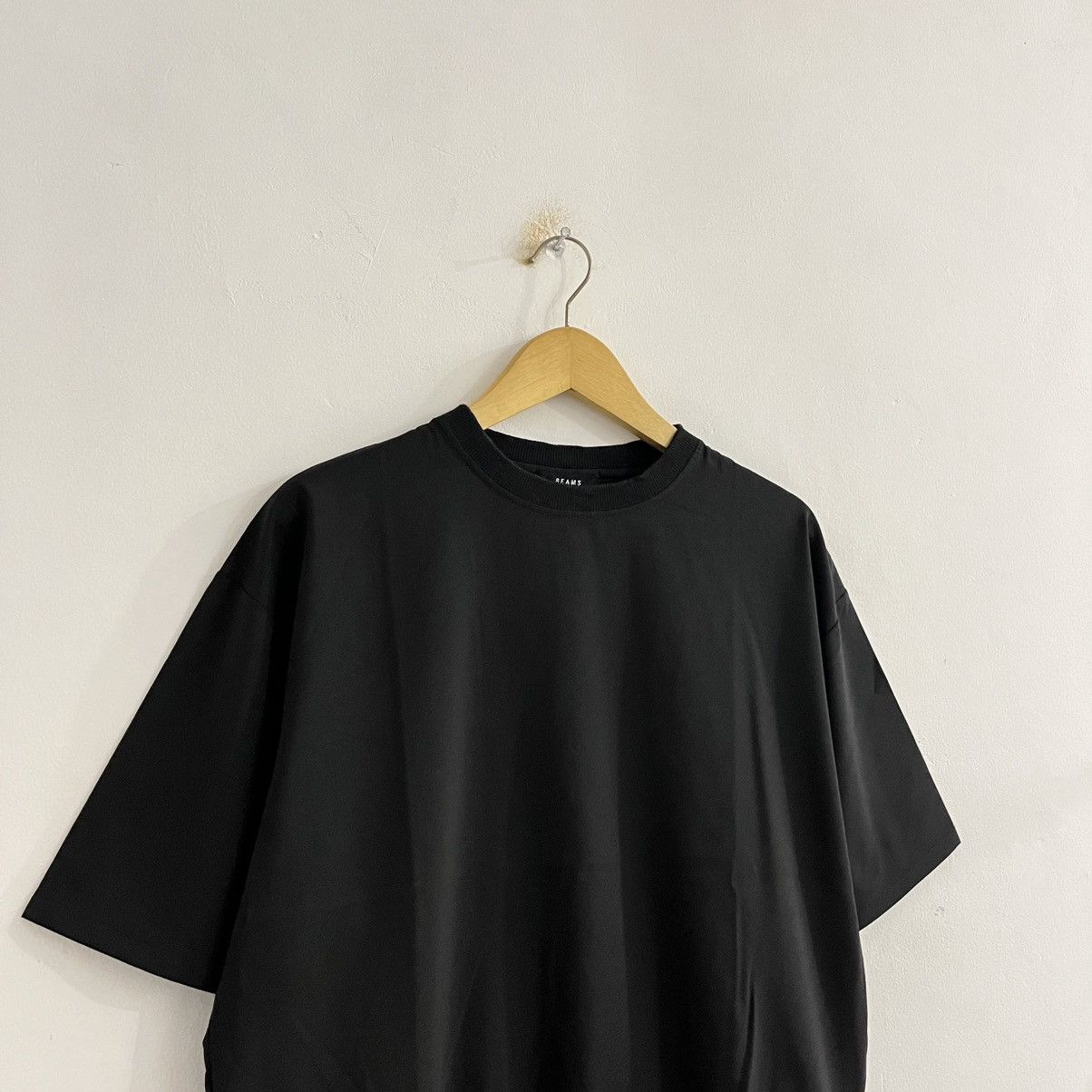 Beams Japan Beams Black Tee Boxy Fit - JUN25 Size US S / EU 44-46 / 1 - 3 Thumbnail
