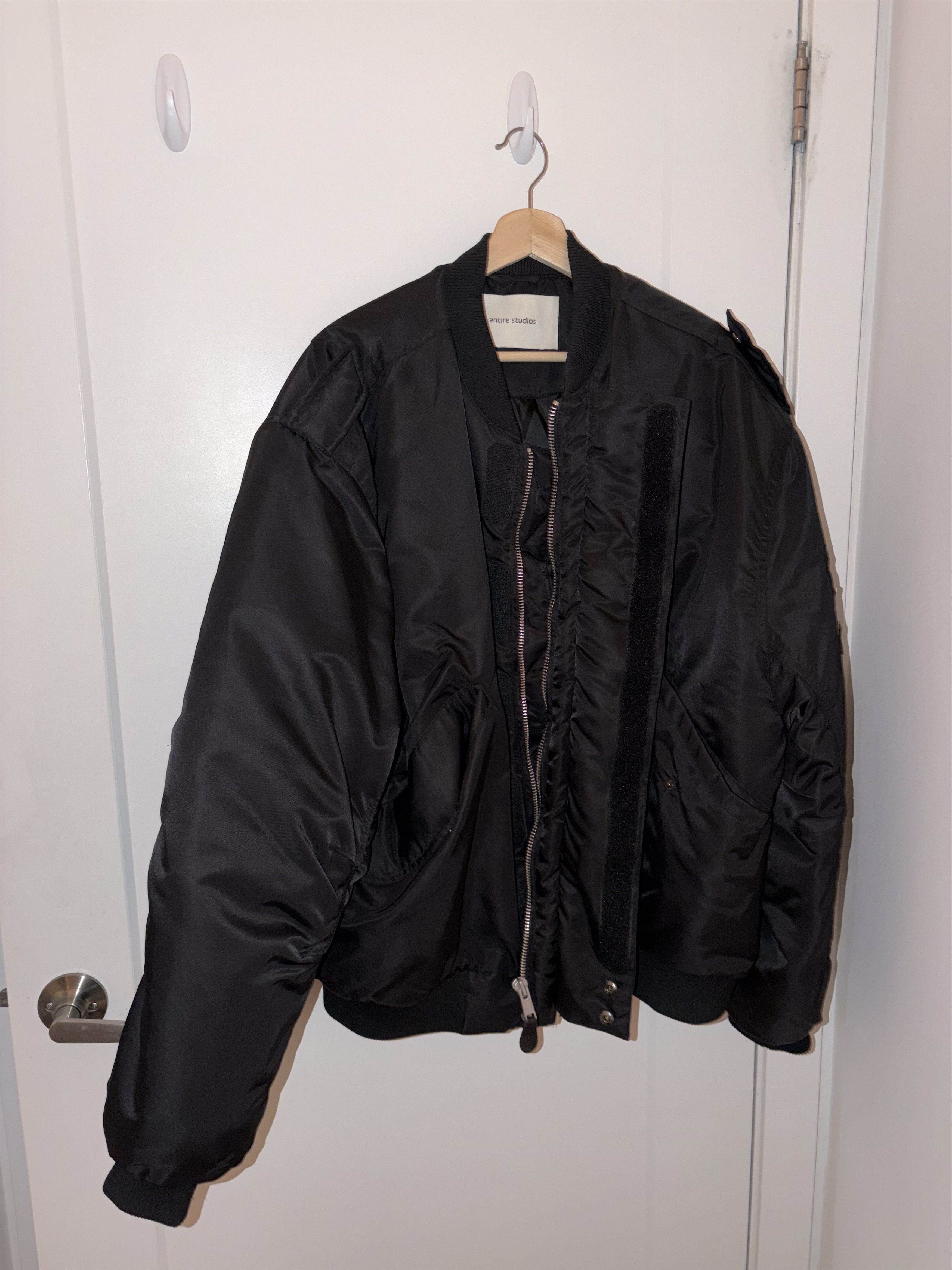 Entire Studios Entire Studios A-2 Bomber Jacket in Black Size US M / EU 48-50 / 2 - 1 Thumbnail