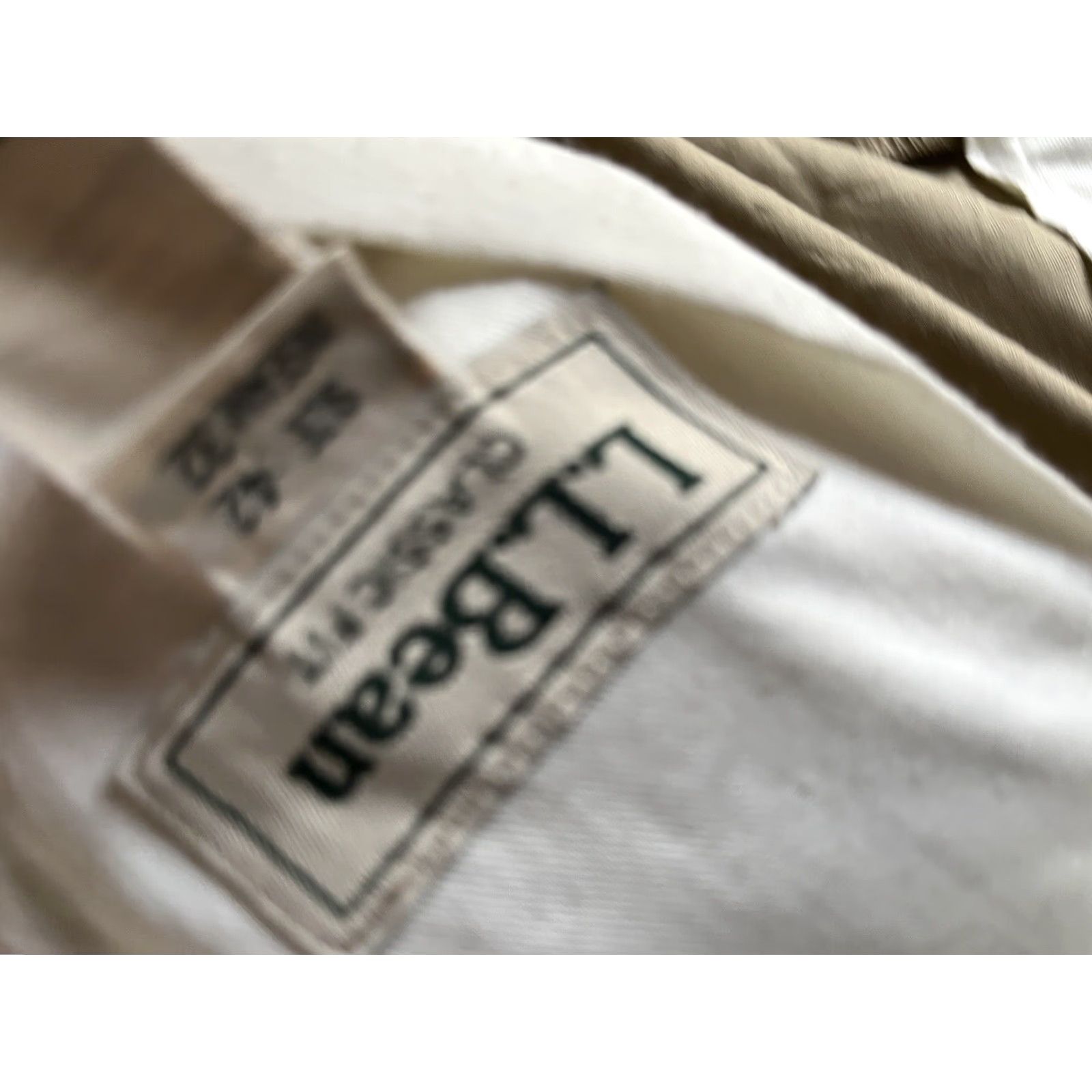 Vintage LL Bean Beige Chino Pants Classic Fit Mens Size 34x32 Khaki 212330 Size US 34 / EU 50 - 5 Thumbnail