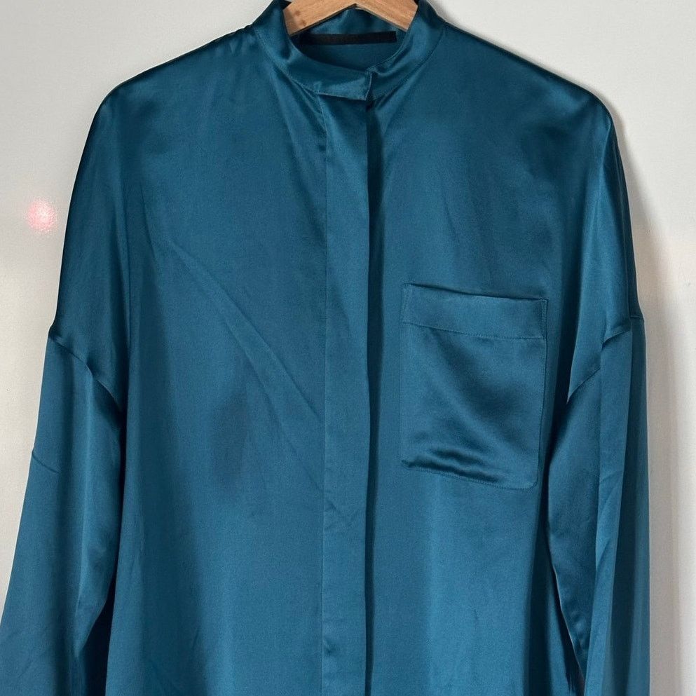 Haider Ackermann Peacock Teal Silk Charmeuse Oversized Shirt FR 34 Authentic Size XS / US 0-2 / IT 36-38 - 13 Thumbnail