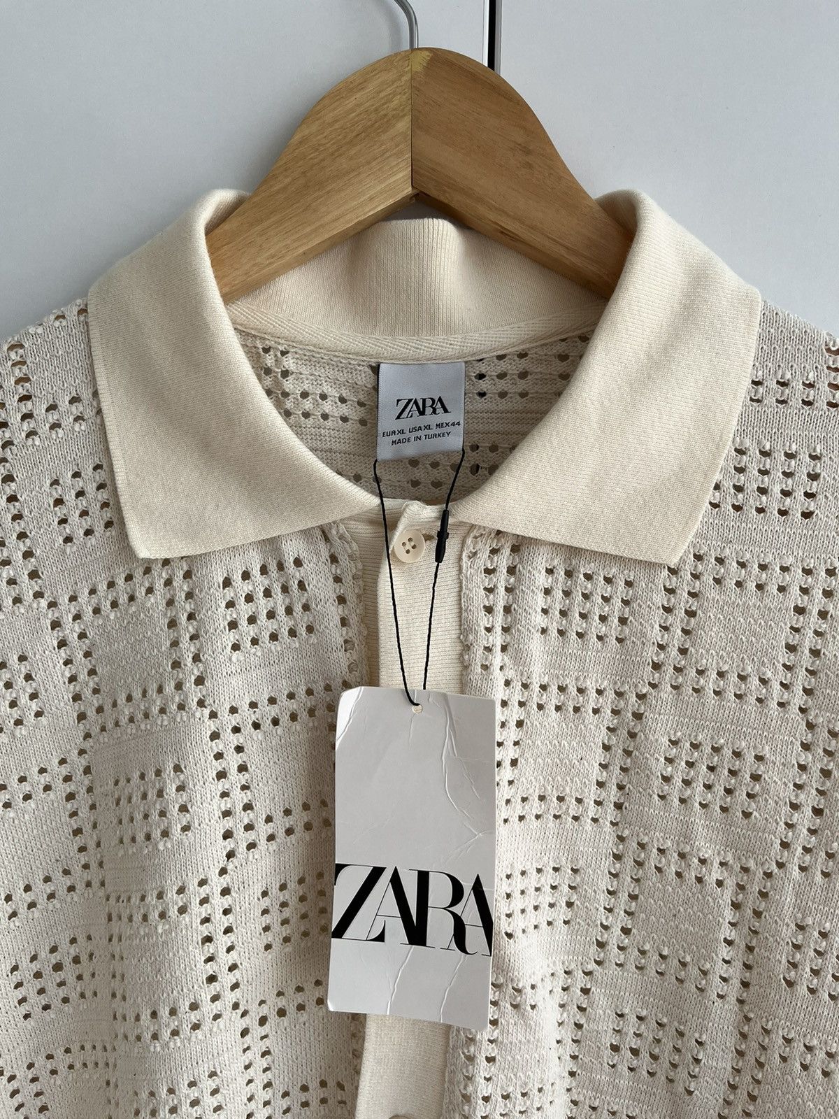 Zara NWT Zara Mesh Crotchet Button Up Shirt in Ecru Size XL mens Size US XL / EU 56 / 4 - 6 Thumbnail