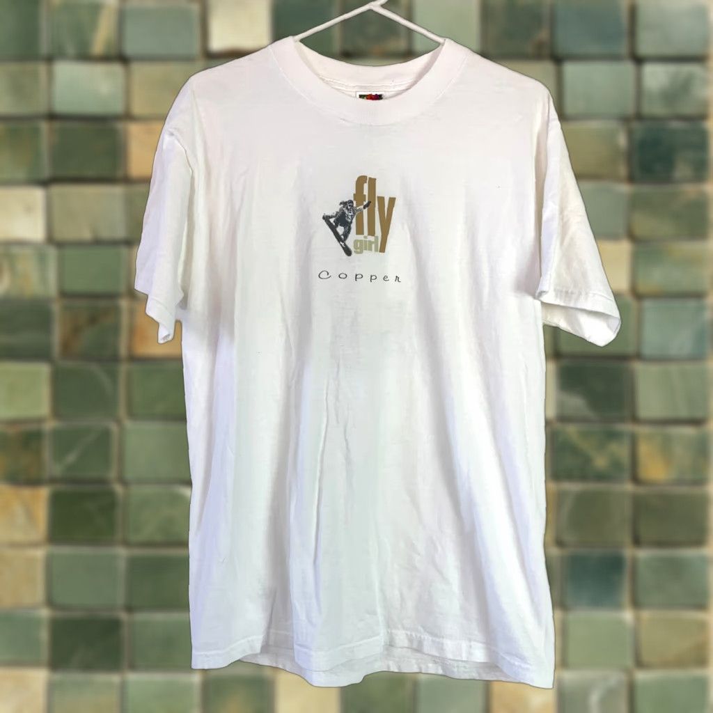 Fruit Of The Loom VINTAGE Fruit of the Loom White 100% Cotton T-Shirt L Large Copper Mountain Fly Girl Snowboard Tee Shirt Unisex Adults Men Women Size US L / EU 52-54 / 3 - 1 Thumbnail