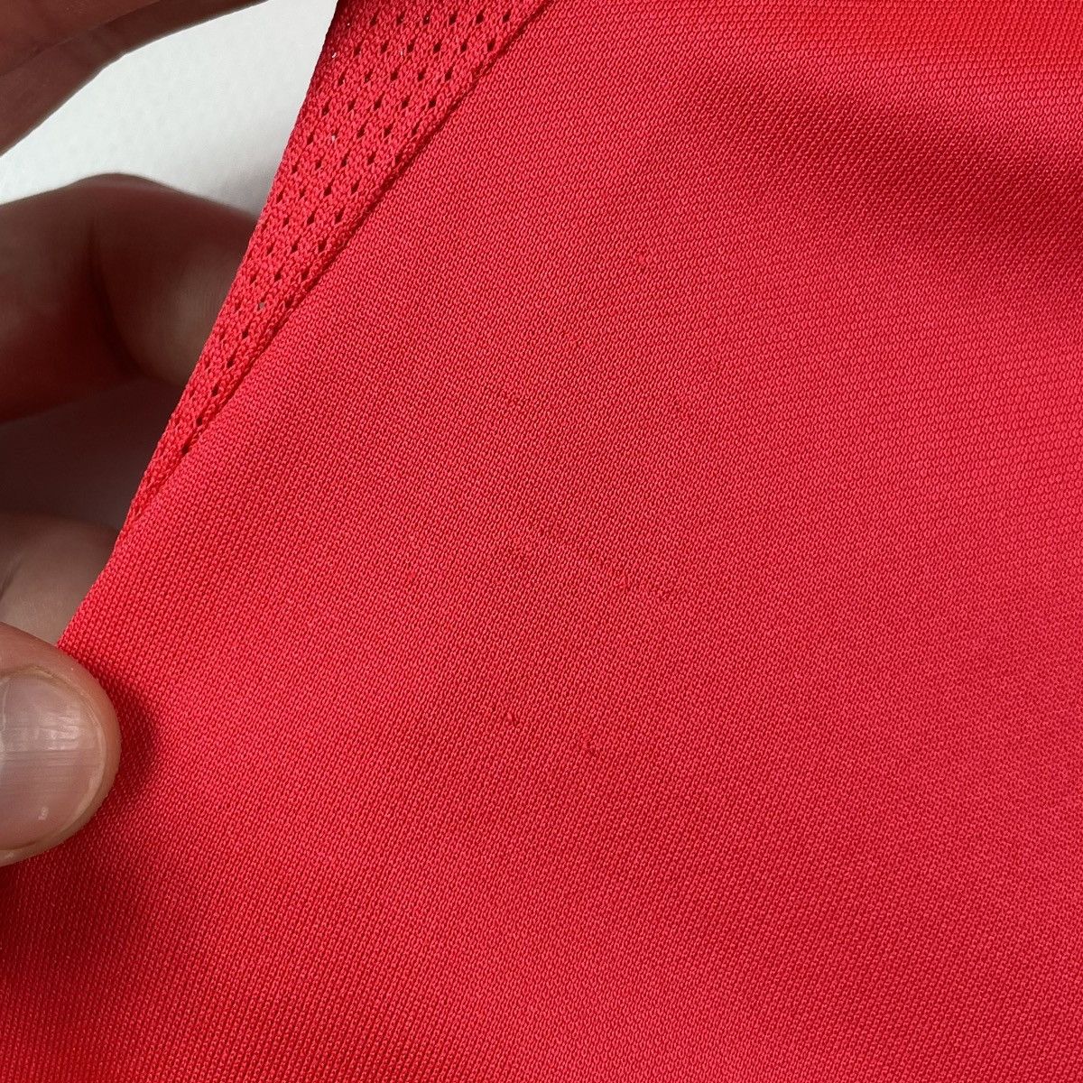 Nike Nike Liverpool FC Kit 2022/2023 Soccer Jersey Football Tee Size US M / EU 48-50 / 2 - 13 Thumbnail
