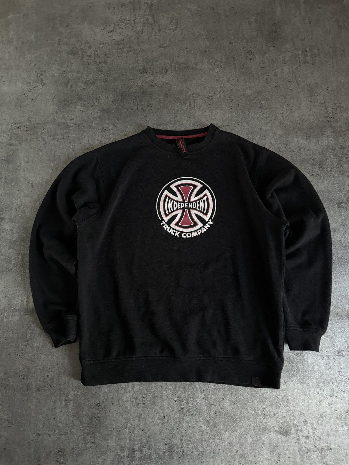 Independent Truck Co. × Vintage Independent Truck Company Vintage Boxy Sweatshirt Black Logo Size US S / EU 44-46 / 1 - 6 Thumbnail
