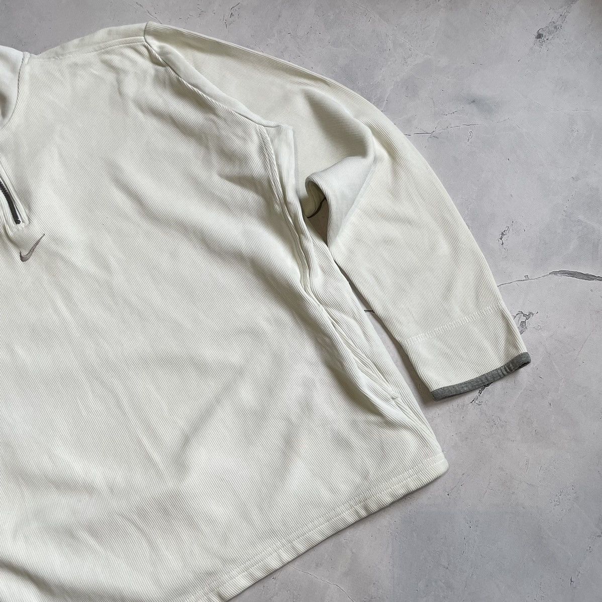 Nike × Vintage Nike Vintage Crew Neck 1/4 Zip Light Jacket Size L / US 10 / IT 46 - 4 Thumbnail