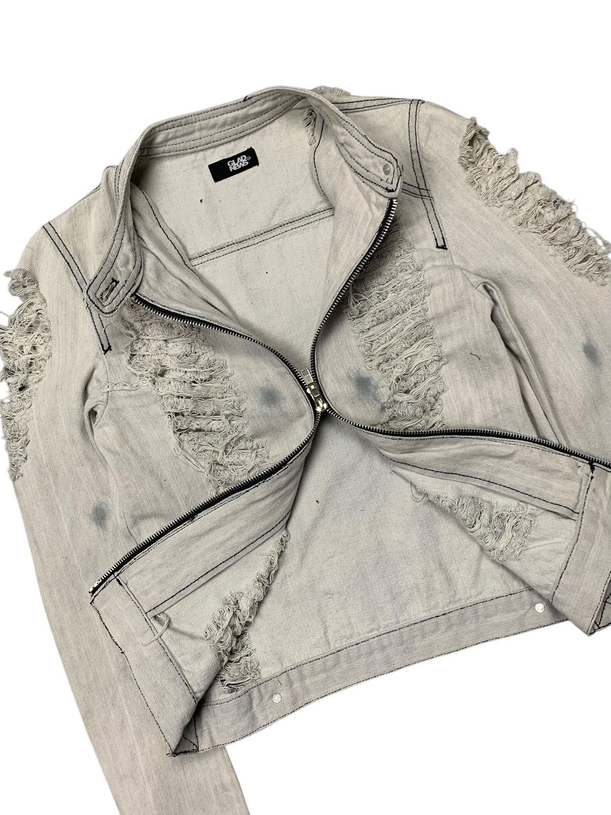 Japanese Brand Glad news distressed seditionries japanese brand Size US S / EU 44-46 / 1 - 3 Thumbnail