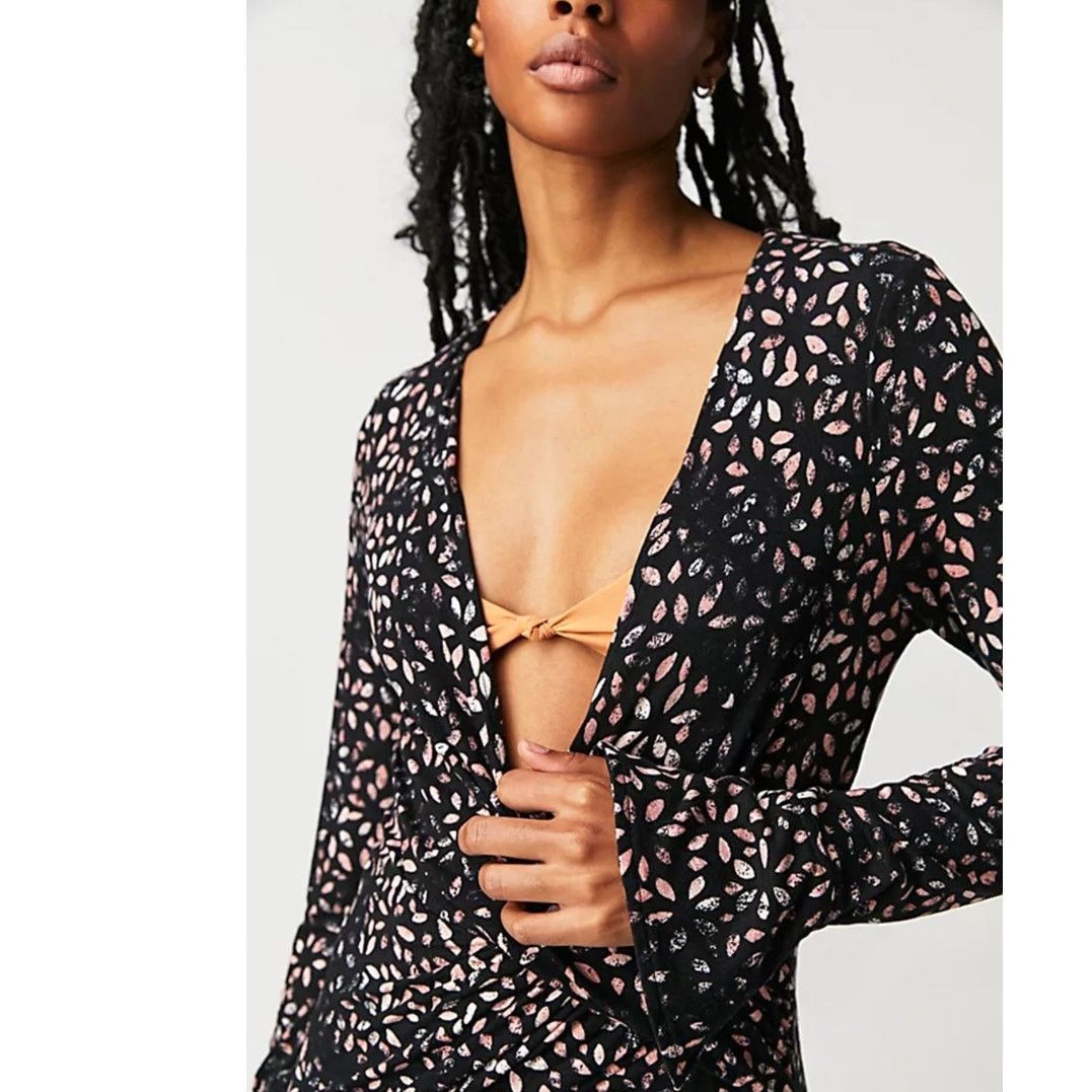 Free People New Free People Shayla Wrap Midi Dress $128 MEDIUM Black Size M / US 6-8 / IT 42-44 - 2 Thumbnail