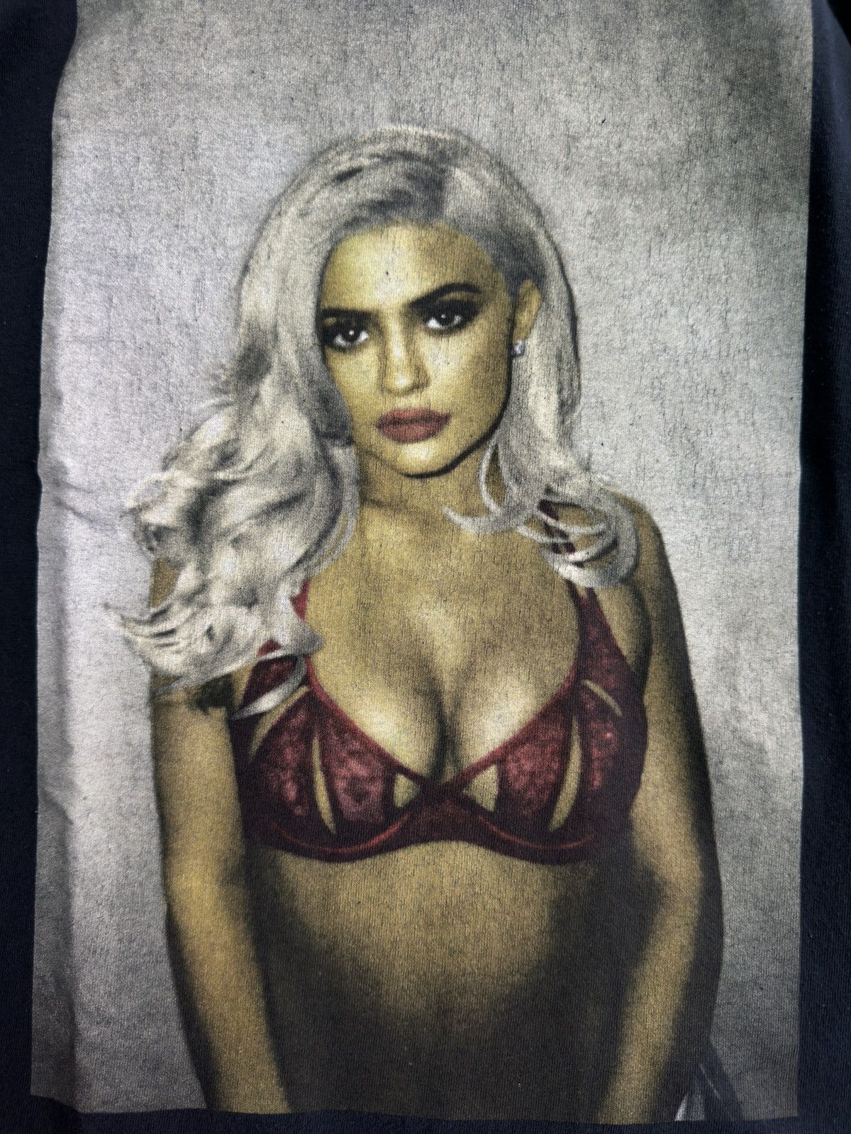 Kylie Jenner Kylie Jenner T Shirt Size US M / EU 48-50 / 2 - 2 Thumbnail