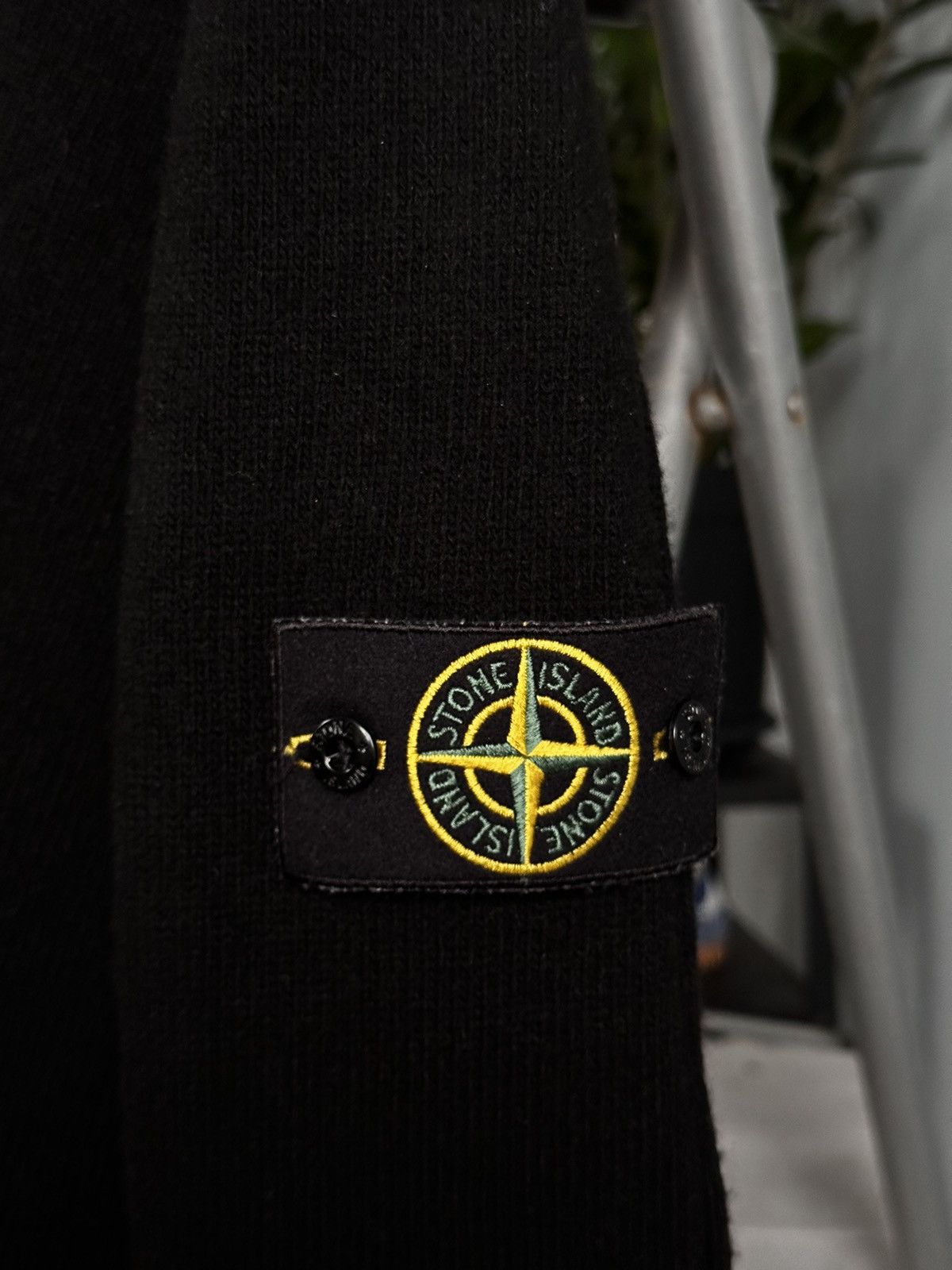 Stone Island Stone Island Black Half Lambswool Jumper Size US XL / EU 56 / 4 - 5 Thumbnail
