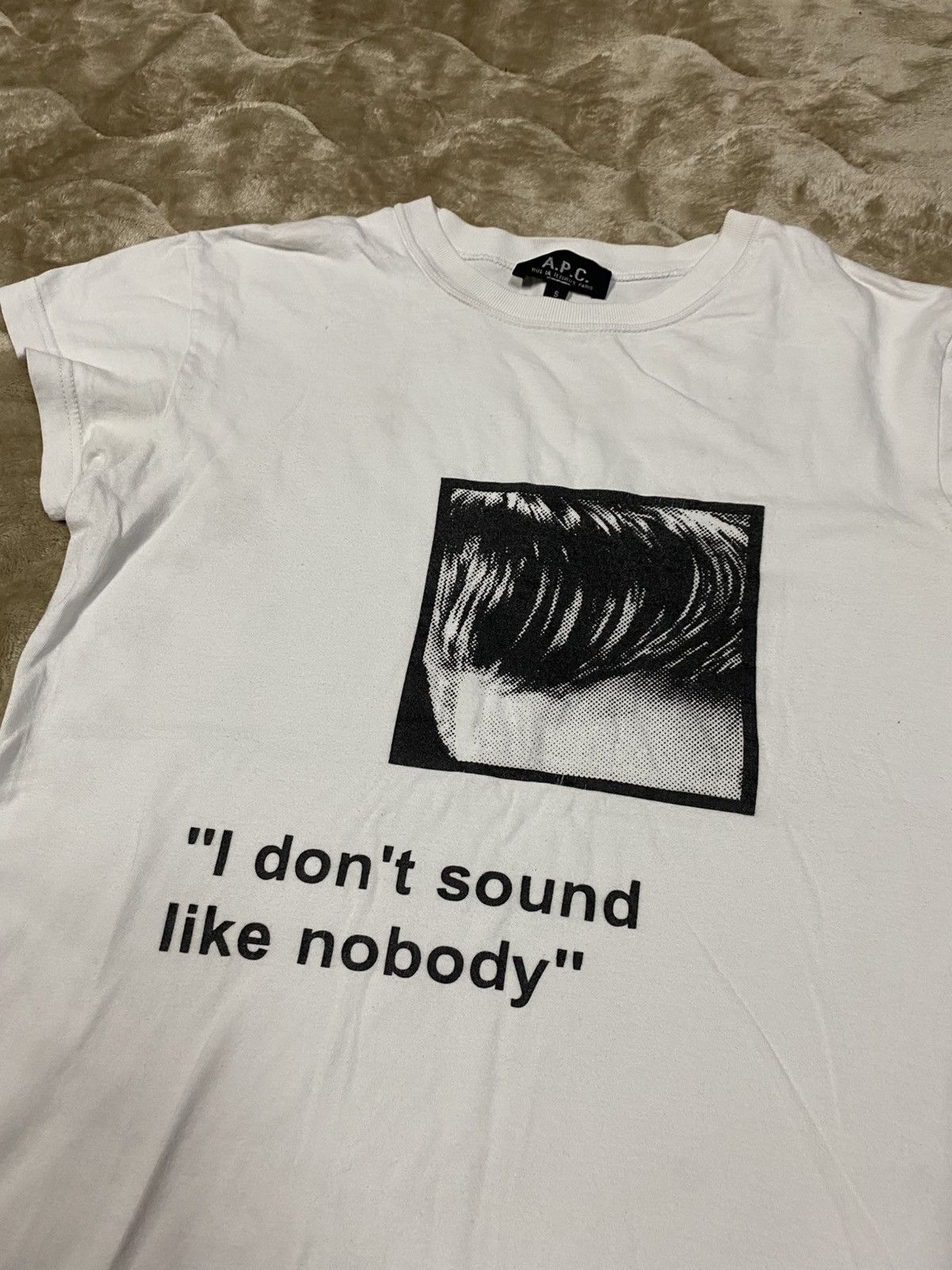 A.P.C. × Designer × Japanese Brand A.P.C. " i dont sound like nobody " Tshirt Size S / US 4 / IT 40 - 2 Thumbnail