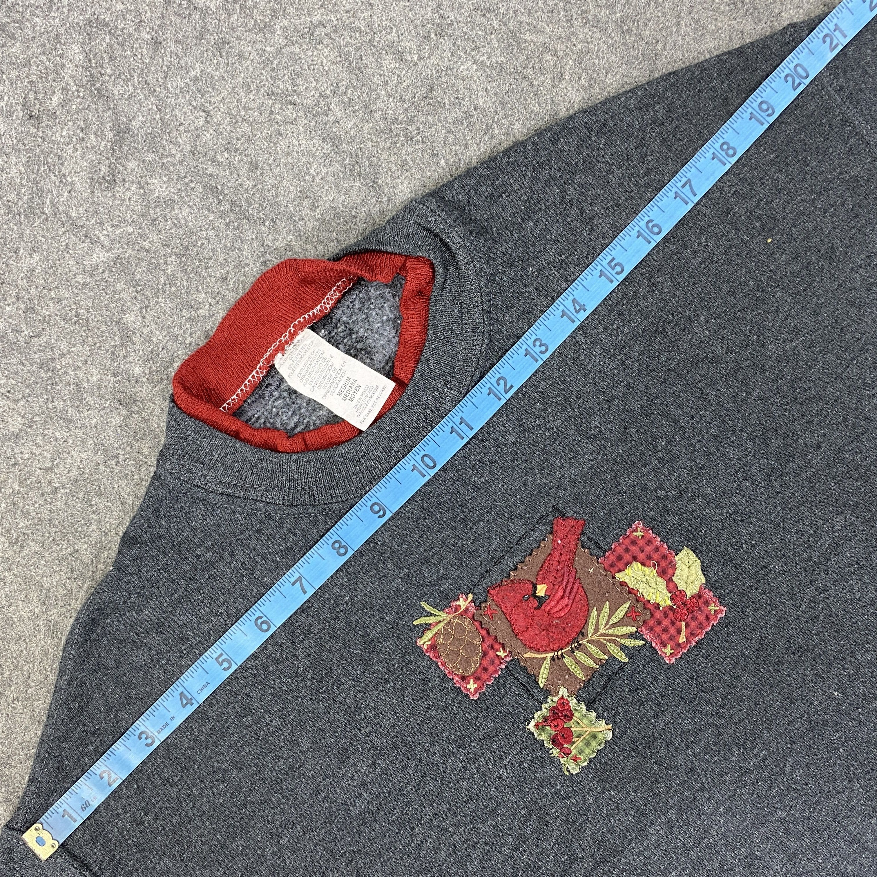 Vintage vintage 90s Bird Embroidery Sweatshirt - SW098 Size US S / EU 44-46 / 1 - 7 Thumbnail
