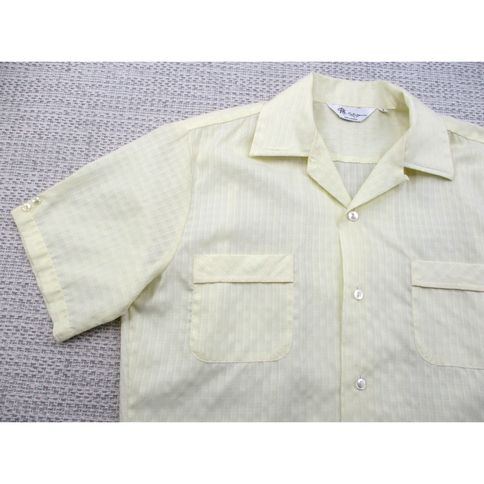 Vintage VINTAGE Joel California Shirt Mens Medium Disco Yellow Pockets 60s 70s Button-Front Short Sleeve Size US M / EU 48-50 / 2 - 3 Thumbnail