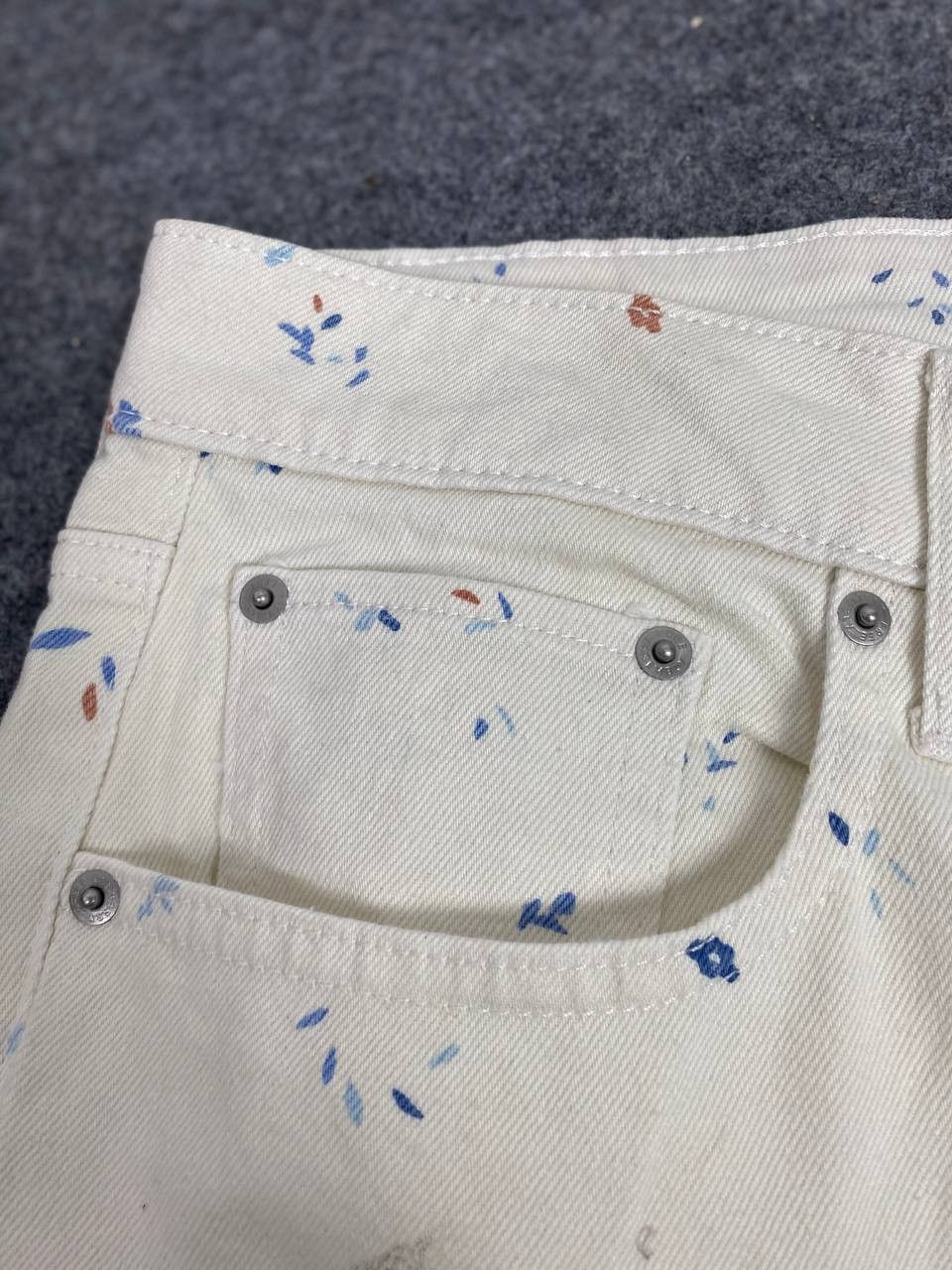 Japanese Brand vintage japanese brands 90s straight fullprint denim Size US 35 - 8 Thumbnail