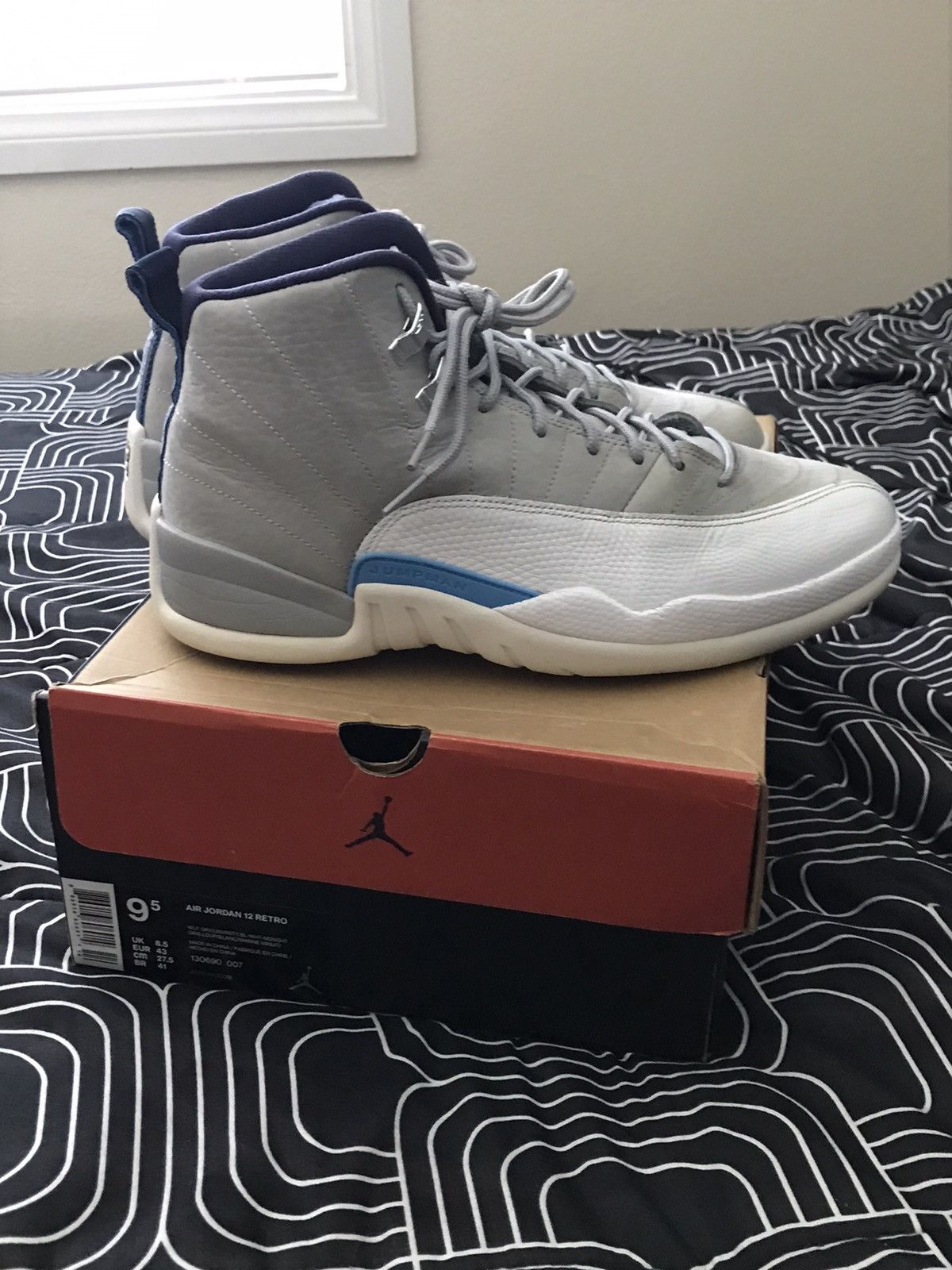Jordan Brand × Nike Jordan 12 university blue Size: 9.5 Size US 9.5 / EU 42-43 - 1 Thumbnail