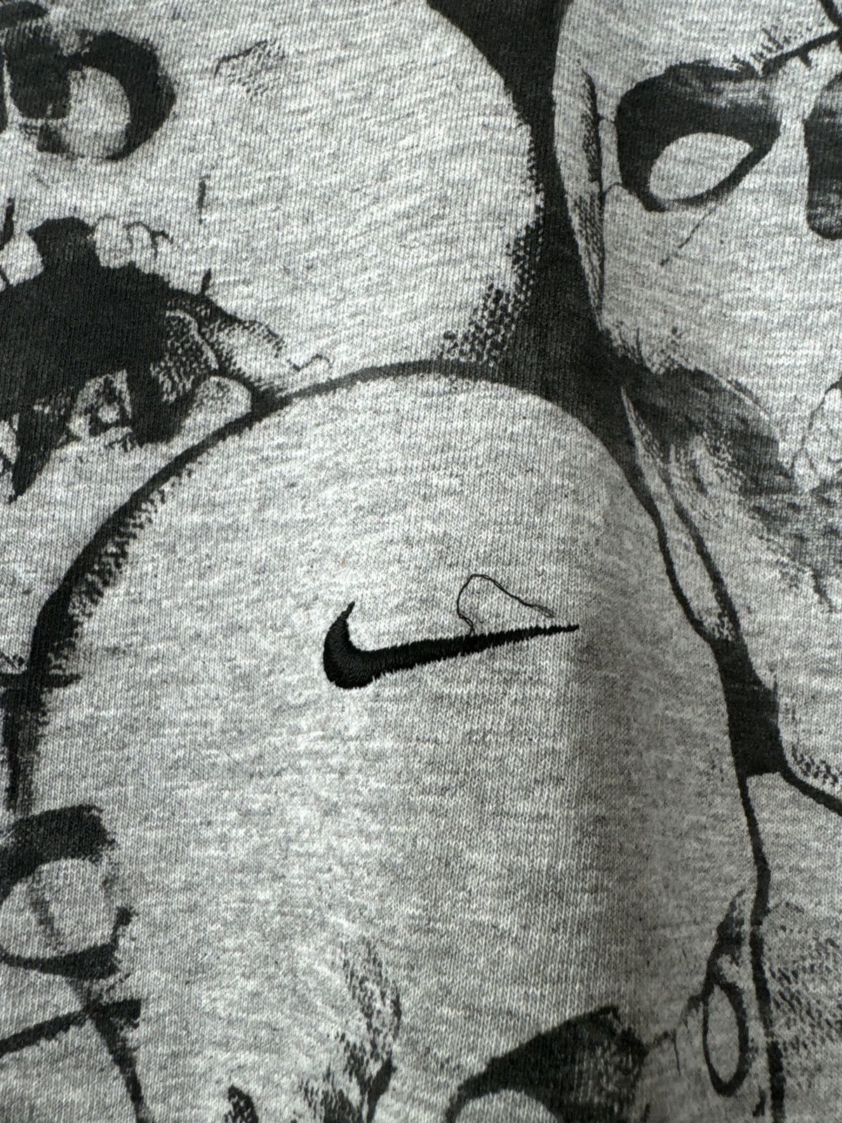 Nike × Vintage Vintage Nike Y2K Silver Tag Custom Skulls AOP T Shirt Size US XL / EU 56 / 4 - 6 Thumbnail