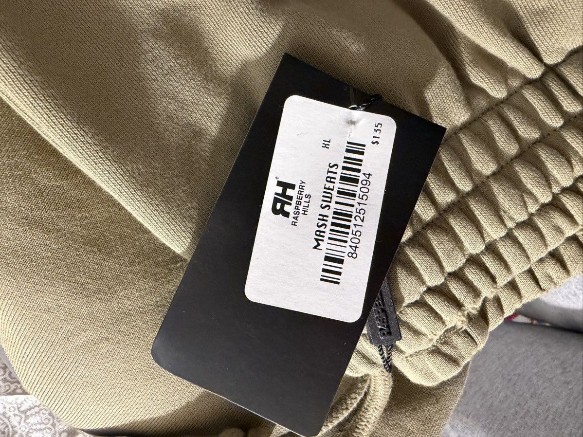 The GV Gallery Raspberry Hills MASH Sweats Size US 38 / EU 54 - 3 Thumbnail