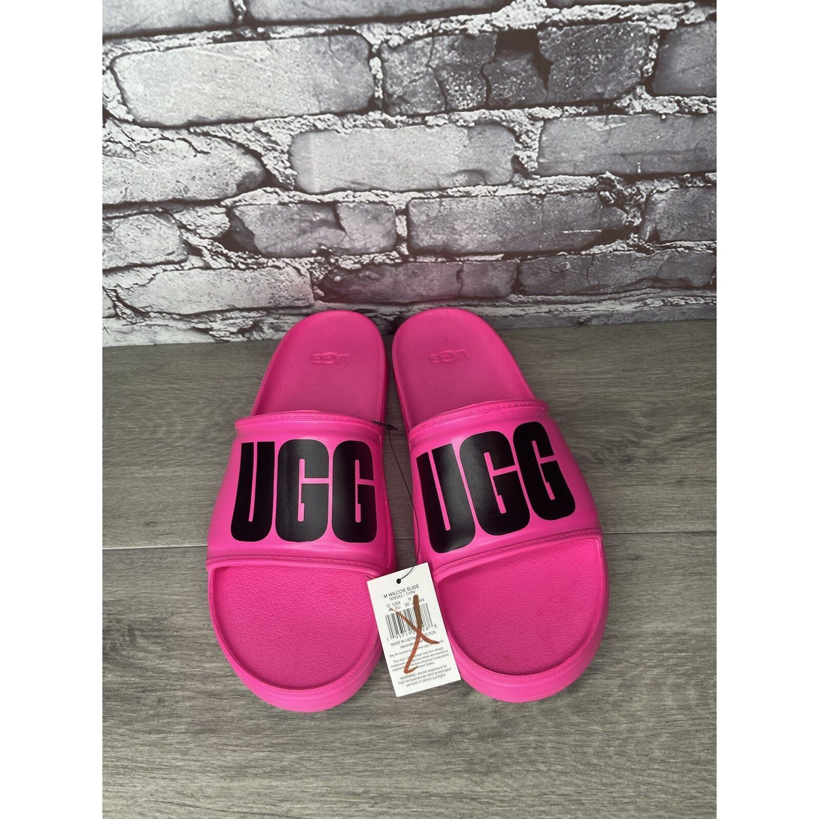 Ugg UGG WILCOX SLIDE Pink Rubber Light Waterproof Sport Sandals Size US 12 / EU 45 - 14 Thumbnail