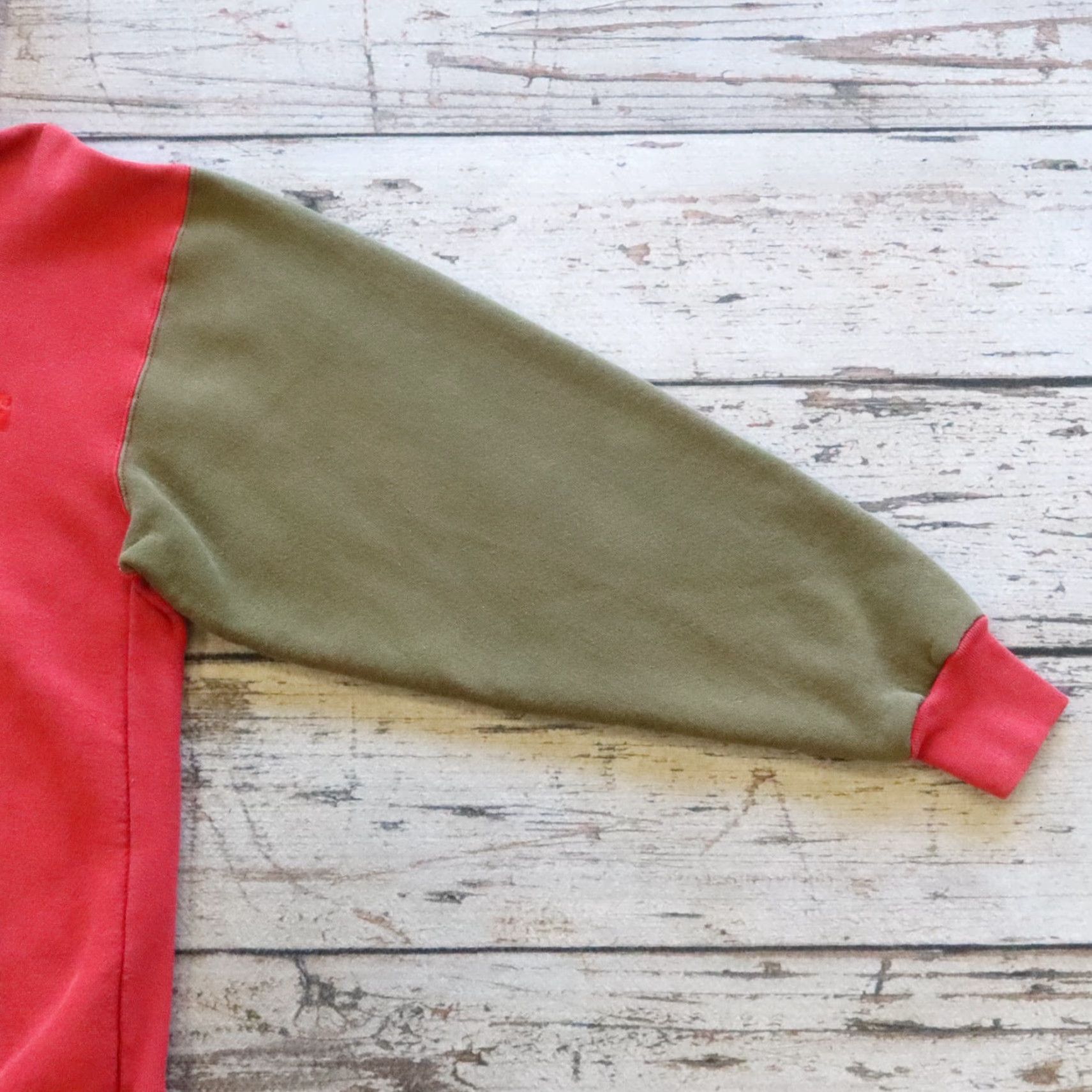 Carhartt Vintage Carhartt Two Tone Hoodie Sweatshirt Mens M Red Size US M / EU 48-50 / 2 - 5 Thumbnail