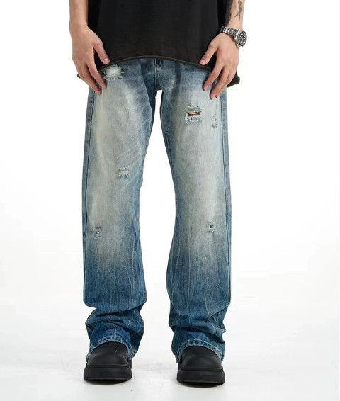 Vintage American-style gradient washed ripped jeans for men Size US 32 / EU 48 - 3 Thumbnail