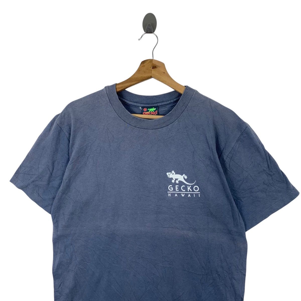 Vintage Vintage 1997 GECKO HAWAII SURF Natural Sun Faded Tee Shirt Size US M / EU 48-50 / 2 - 2 Thumbnail