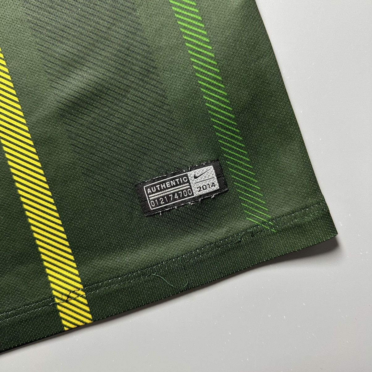 Nike CELTIC NIKE 2014/2015 FOOTBALL AWAY JERSEY #5 VIRGIL Size US M / EU 48-50 / 2 - 7 Thumbnail