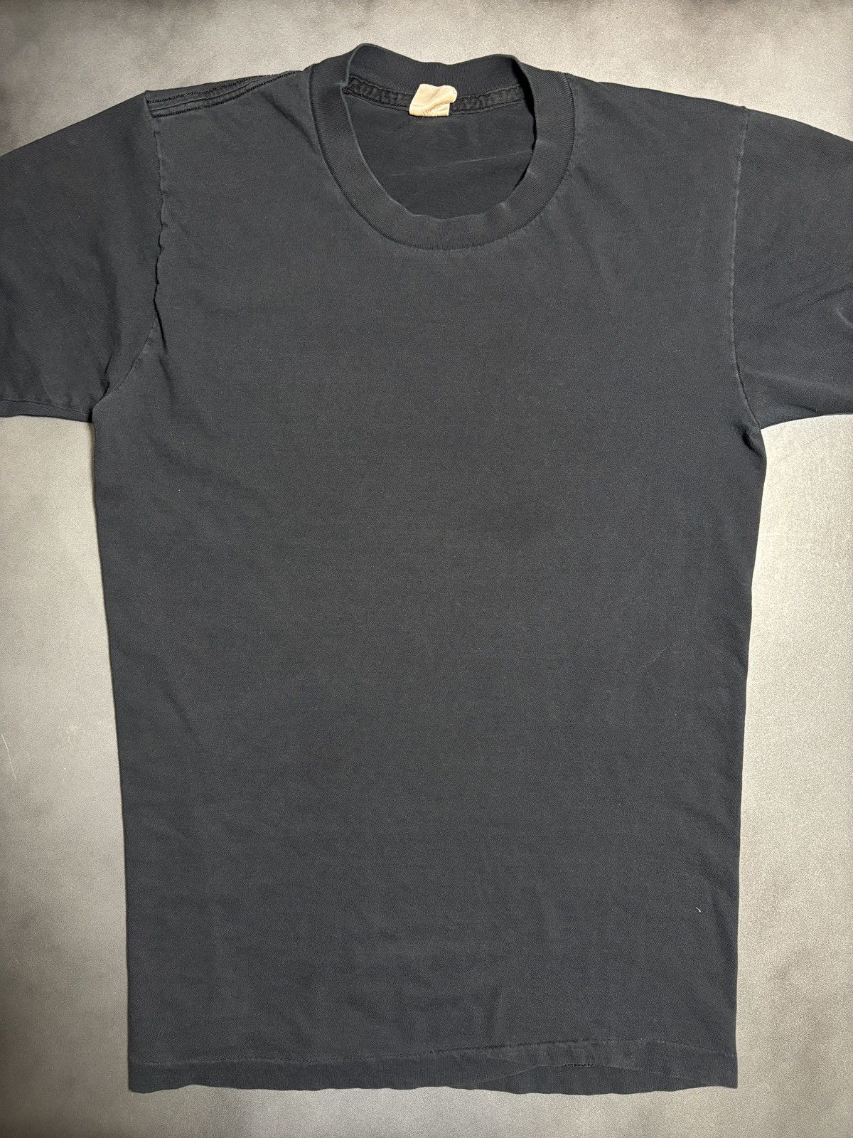 Vintage 1990s Blank Tee Vintage Black T-Shirt 90s Stanfields Canada Size US M / EU 48-50 / 2 - 9 Thumbnail