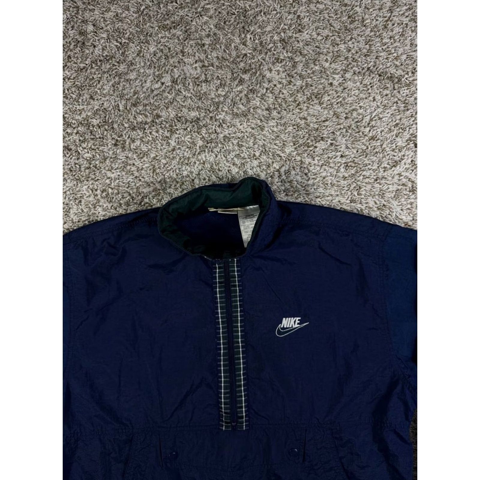 Nike VINTAGE Nike Windbreaker Jacket Navy 90s Nylon Large Men's Size US L / EU 52-54 / 3 - 2 Thumbnail