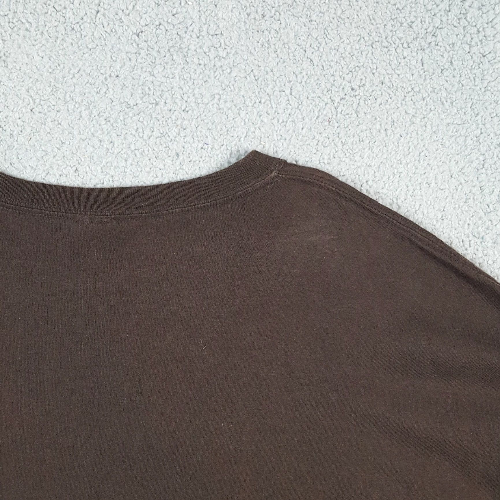 Gildan Vintage Y2K Carolina Tar Heals Logo College Basketball T-Shirt Men 2XL Brown Cotton Retro 90s 00s Sports Size US XXL / EU 58 / 5 - 5 Thumbnail