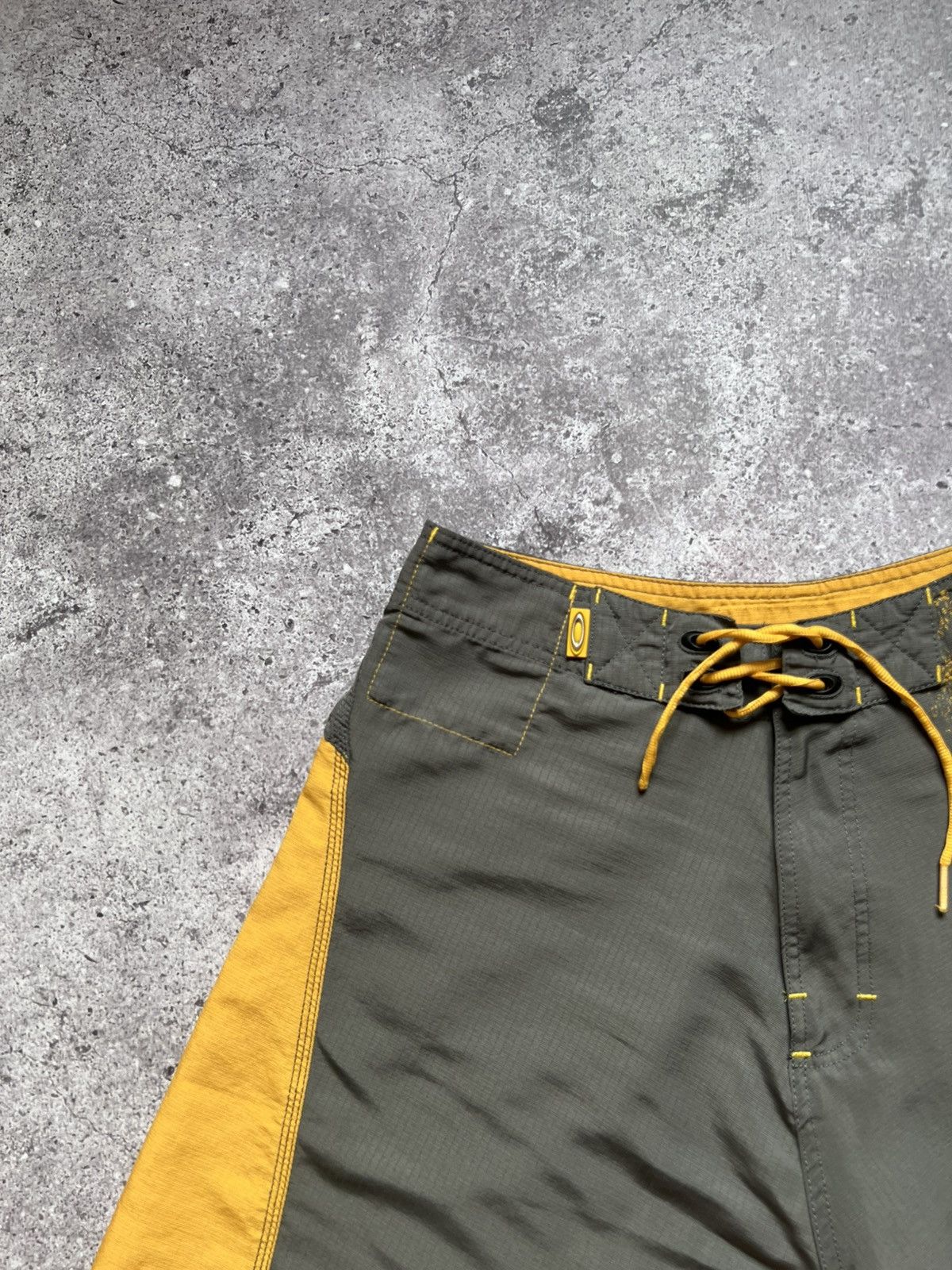 Oakley × Vintage Vintage Oakley Crazy Skull Shorts Big Logo Swimwear Men's Size US 32 / EU 48 - 6 Thumbnail