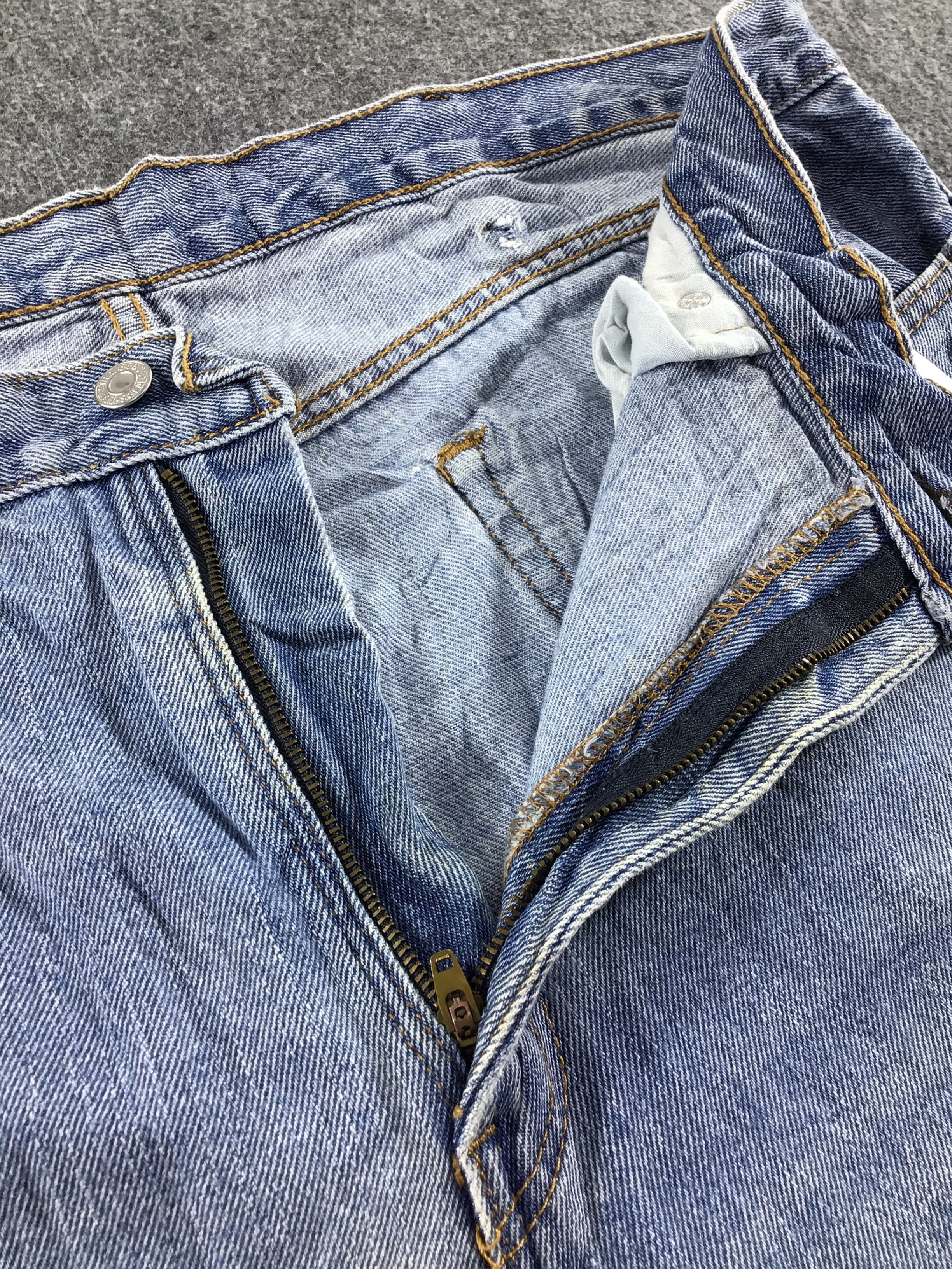 Levi's Vintage Levis 505 Jeans Light Blue Denim -J556 Size US 40 / EU 56 - 7 Thumbnail