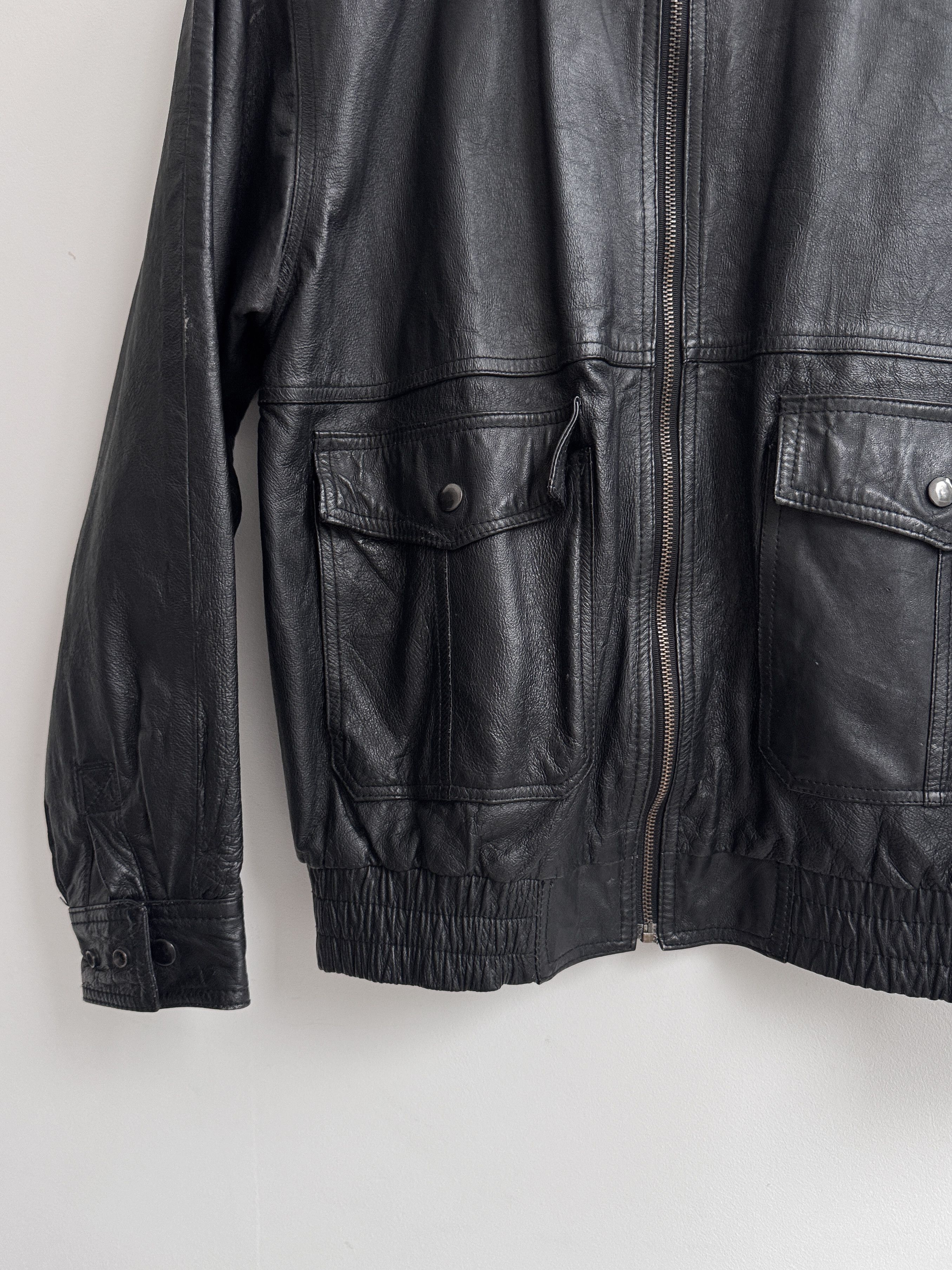 Genuine Leather Vintage Top-Grain A-2 Black Leather Jacket Size US M / EU 48-50 / 2 - 6 Thumbnail