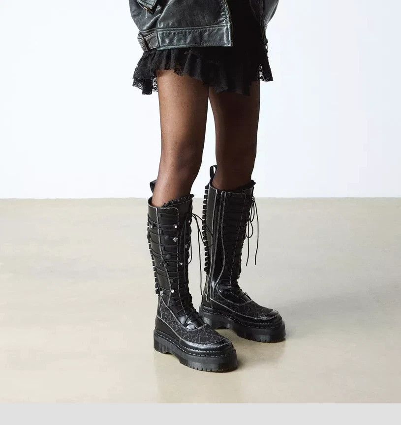 Dr. Martens XTRM FRILL Platform Leather Limited Edition Boots Size US 7 / IT 37 - 3 Thumbnail