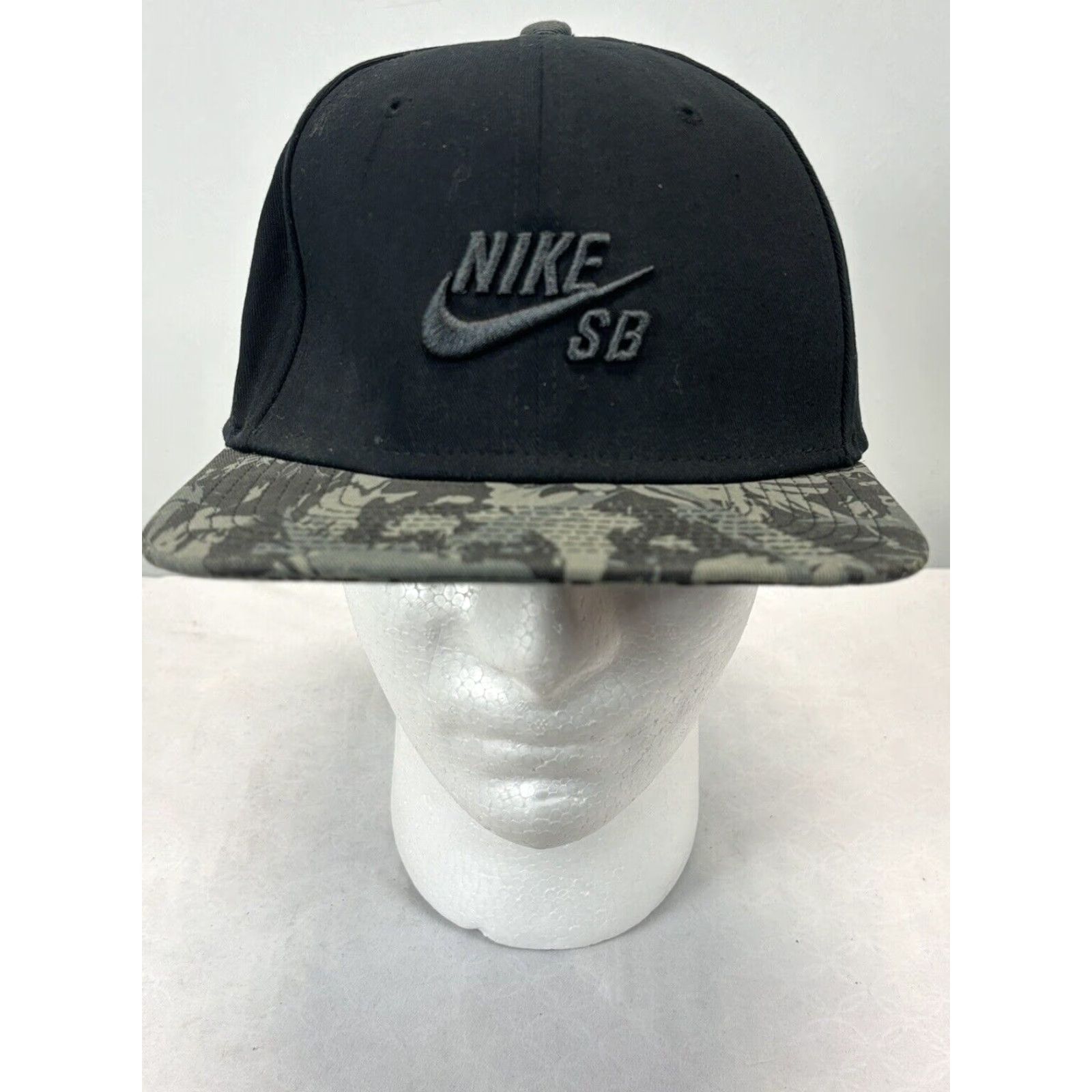 Nike VINTAGE Nike SB Baseball Snapback Hat Black Gray Camo Bill Skater Mens One Size Size ONE SIZE - 2 Thumbnail