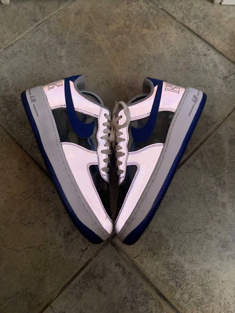 Designer × NBA × Nike Nike Air Force 1 CMFT Signature Kyrie Irving Size US 8.5 / EU 41-42 - 6 Thumbnail
