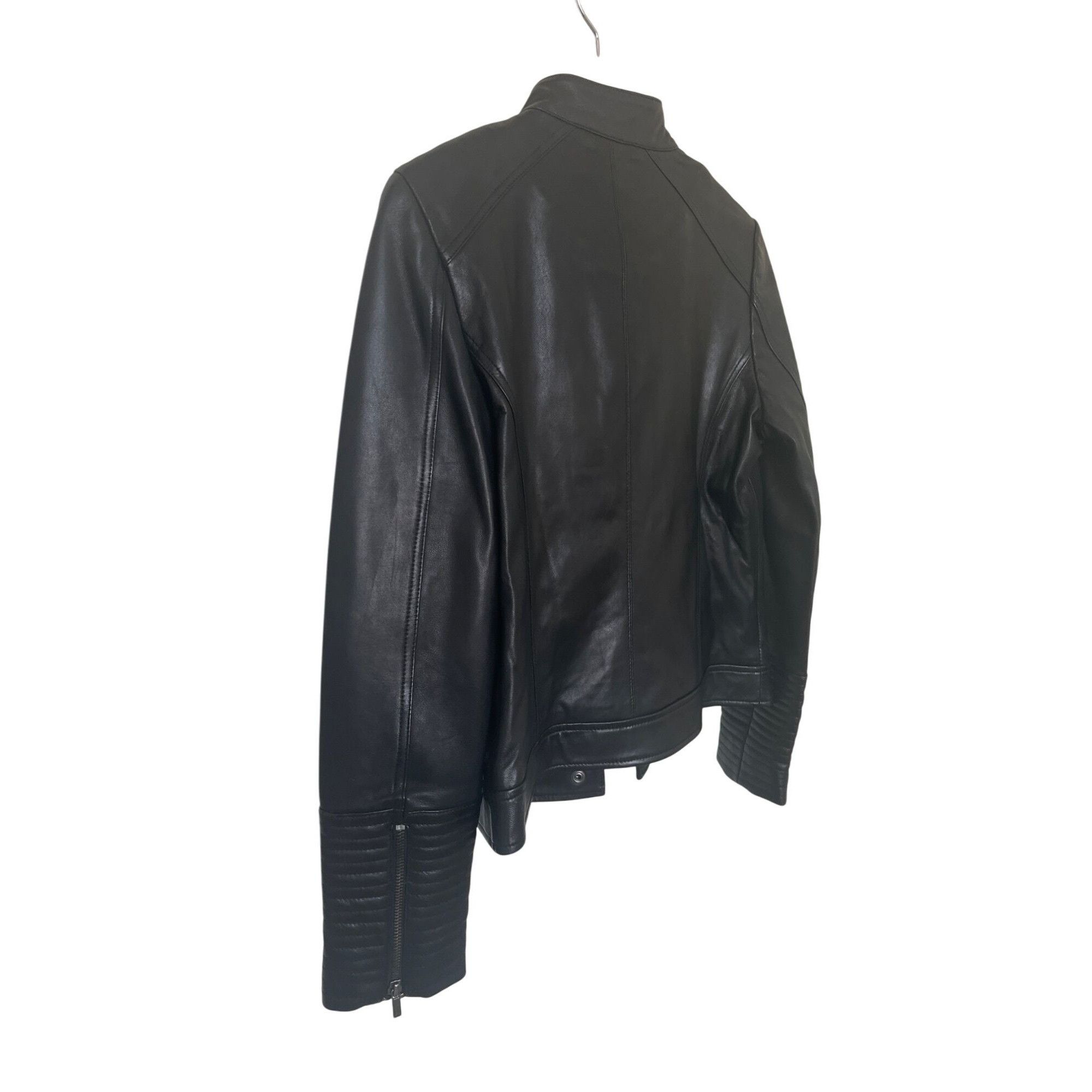 Neiman Marcus Neiman Marcus Black Leather Moto Jacket Size XS / US 0-2 / IT 36-38 - 12 Thumbnail