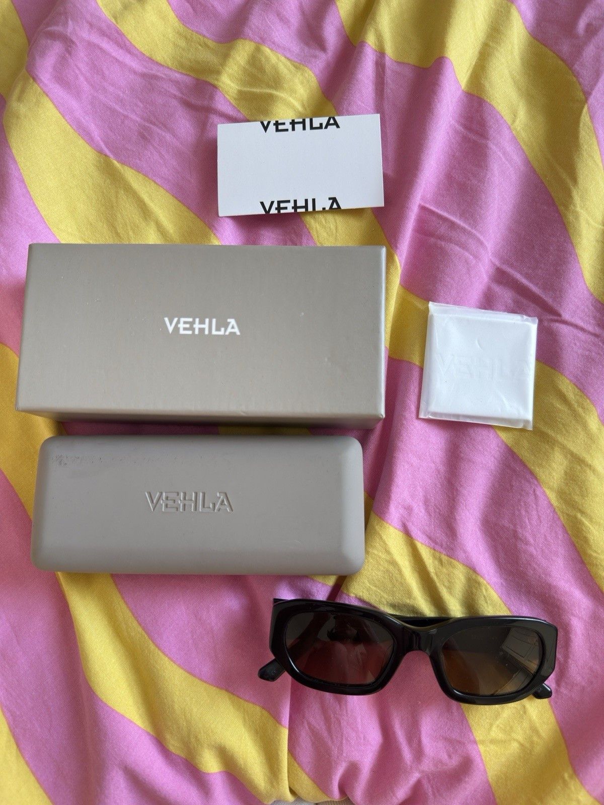 Other Vehla Felix Brown Plastic Sunglasses Size ONE SIZE - 2 Thumbnail