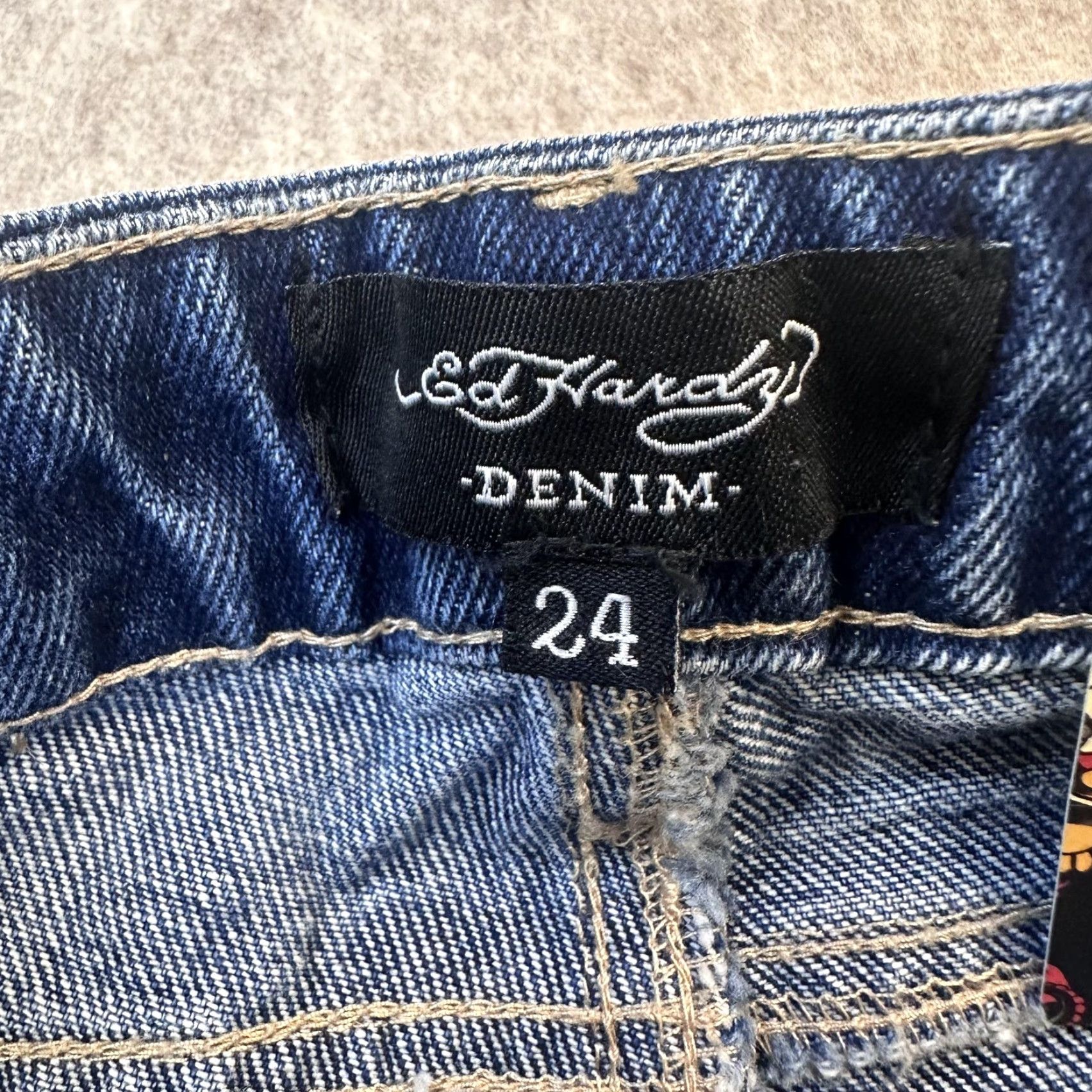 Ed Hardy Ed Hardy Jeans 24 Light Wash Wide-Leg Graphic Backside NEW NWT Womens Denim 100% Cotton Size 42" / US 20 - 5 Thumbnail