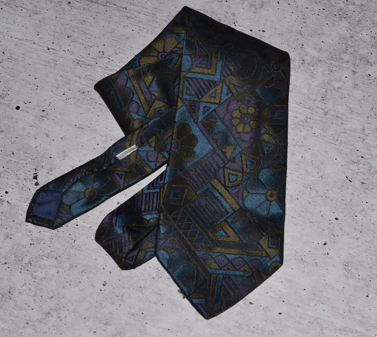 Moschino × Vintage Vintage Moschino Tie Silk Size ONE SIZE - 1 Thumbnail